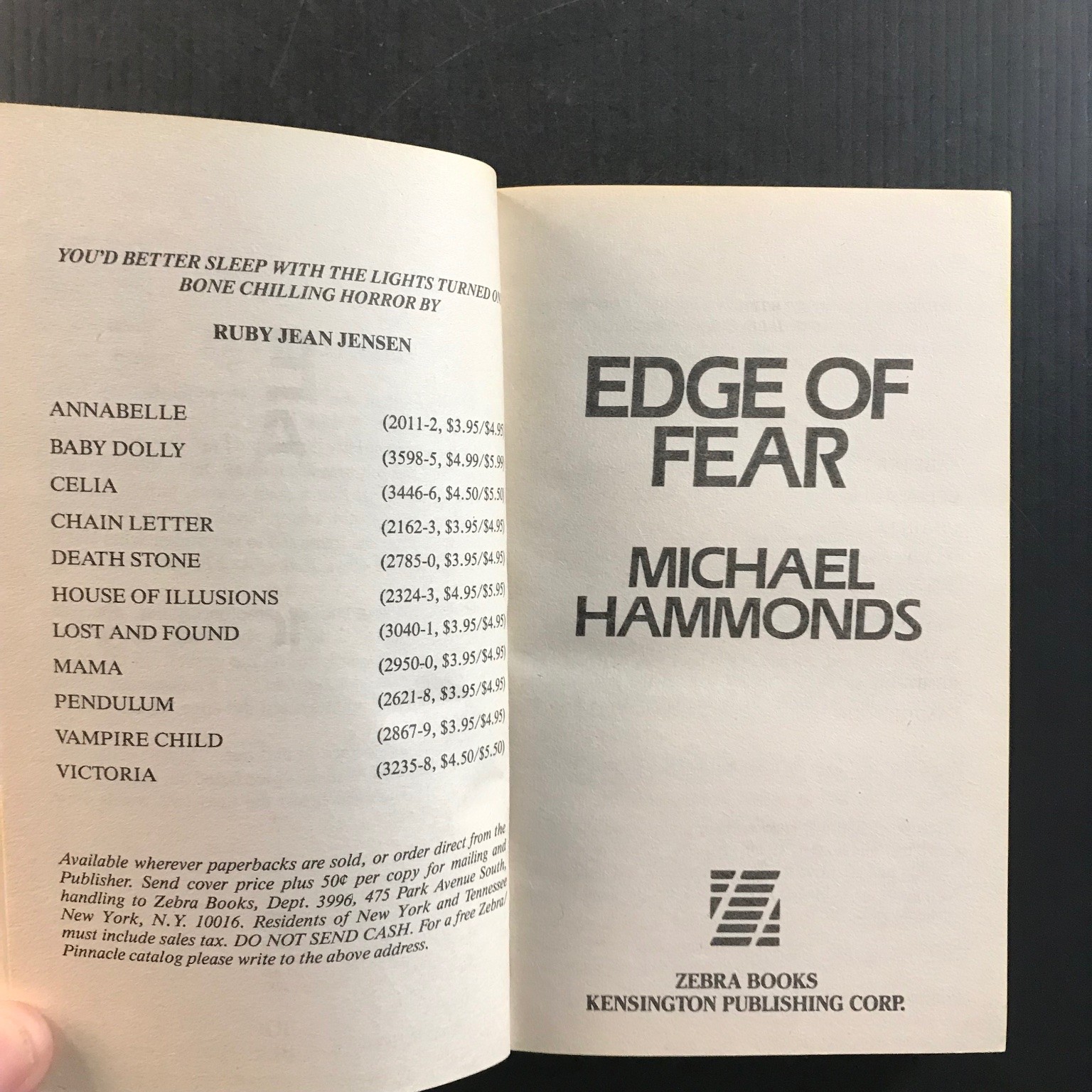 Edge of Fear Michael Hammonds 1st Printing 1992 Thriller Suspense