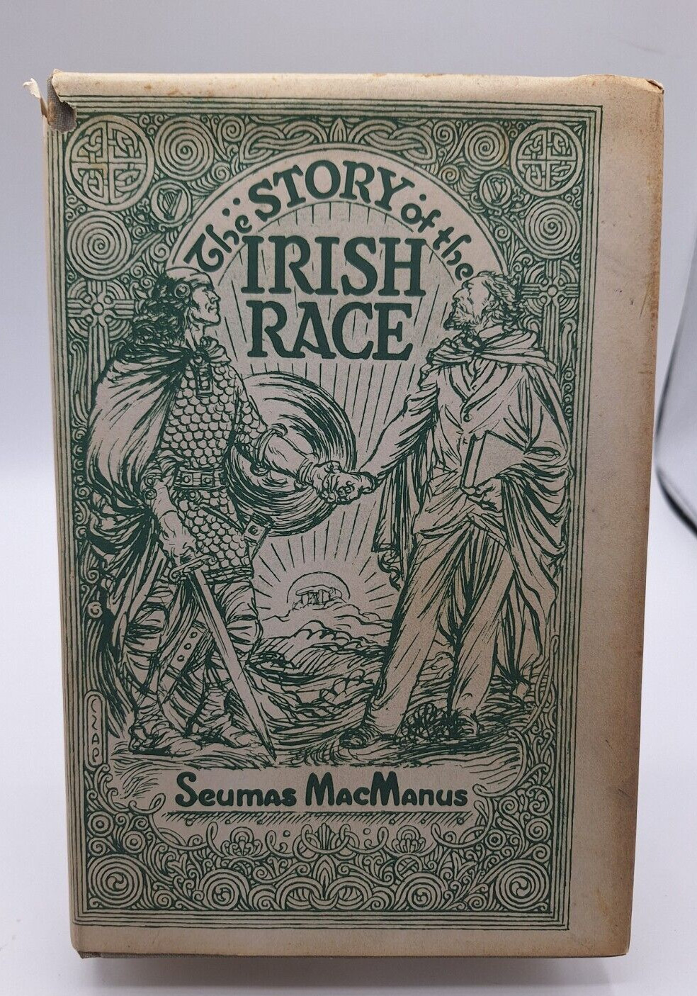 The Story of the Irish Race by Seumas MacManus – 1971 Hardcover w/ DJ