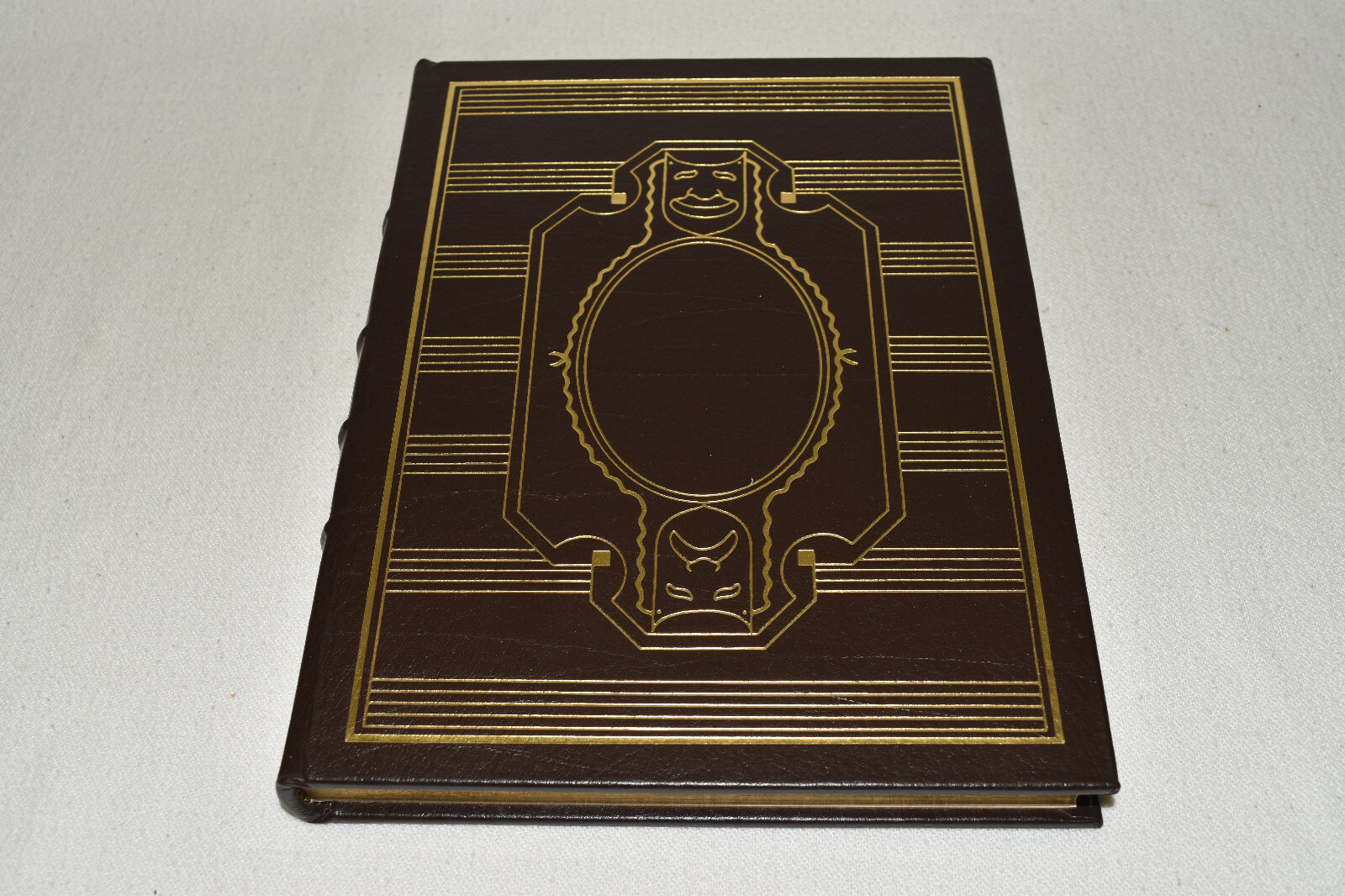 Easton Press THREEPENNY OPERA Bertolt Brecht LEATHER ILLUSTRATED 1ST 1993 FINE!