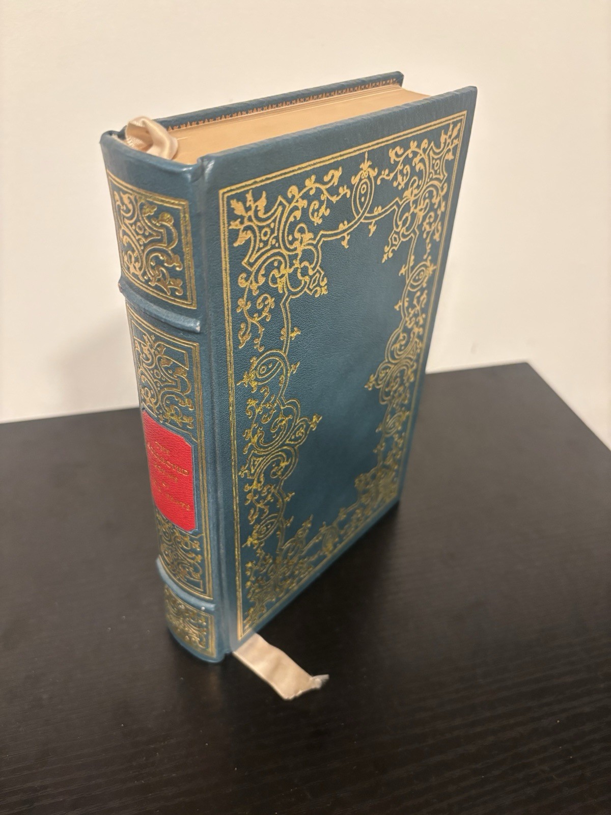 The Collected Poems of W. B. Yeats. 1983 Oxford Hardcover! Rare! Gorgeous!