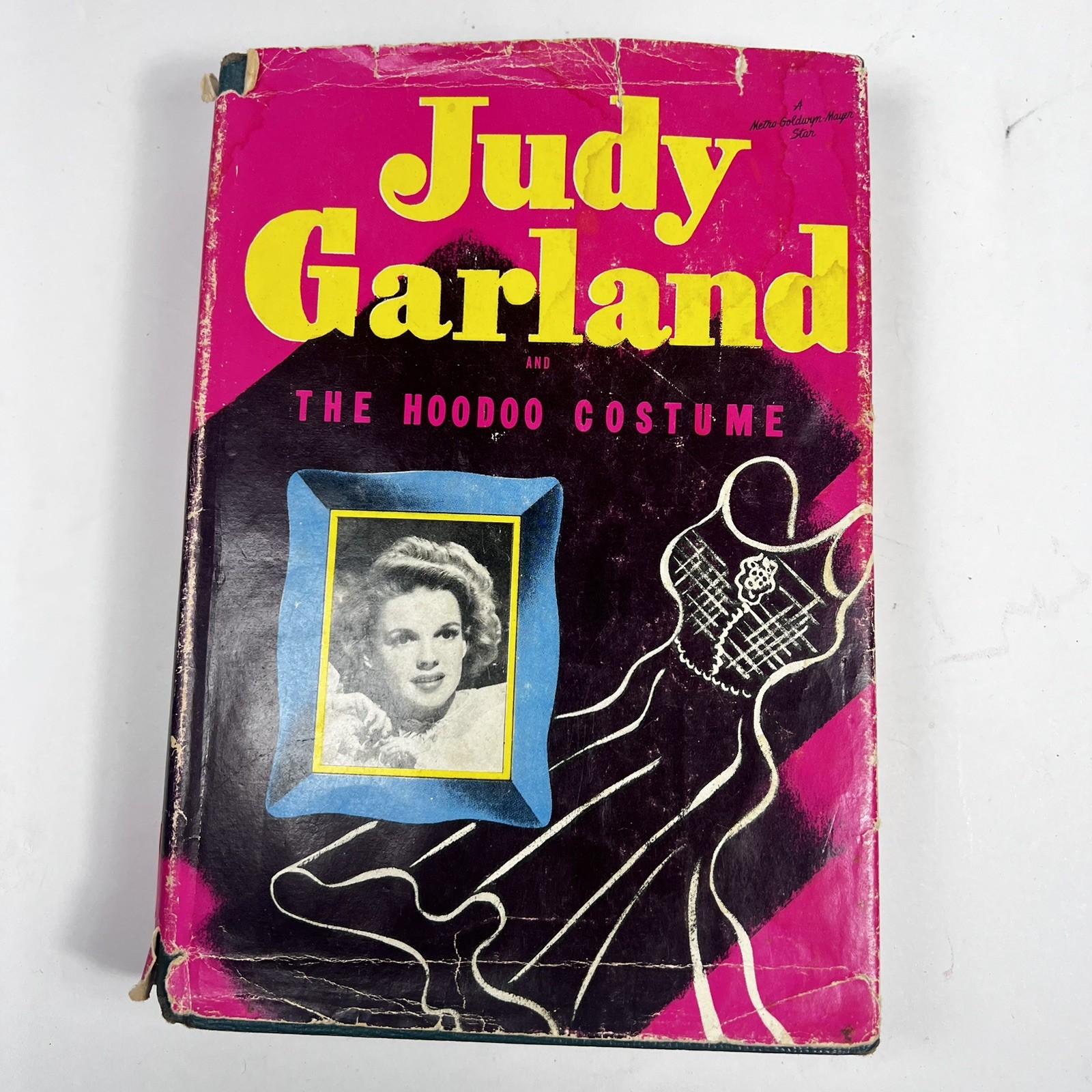 Kathryn Heisenfelt JUDY GARLAND AND THE HOODOO COSTUME Whitman Publishing 1945