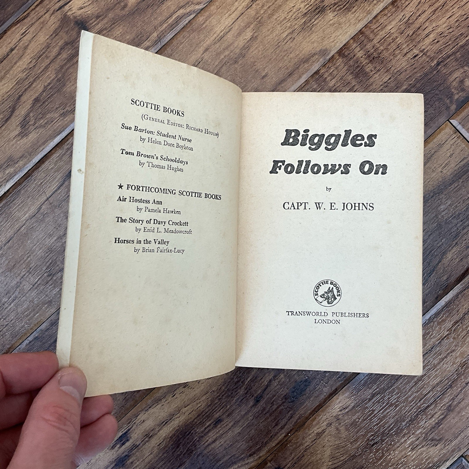Biggles Follows On – Captain W.E. Johns -1955 Scottie Book 1st Edition Paperback