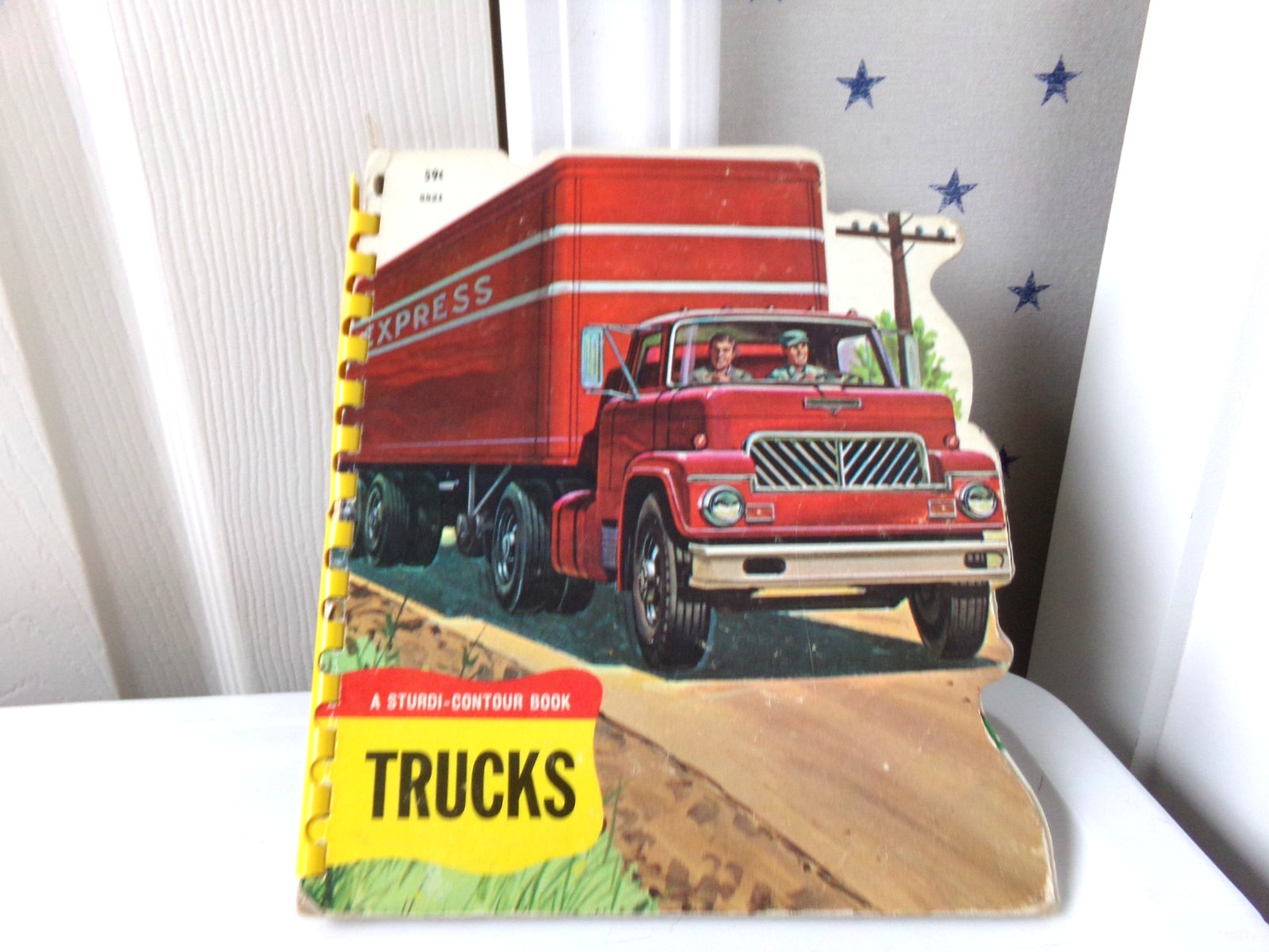 Trucks A Sturdi-Contour Book Vtg Wonder Picture Board Book Made in USA Toddler $