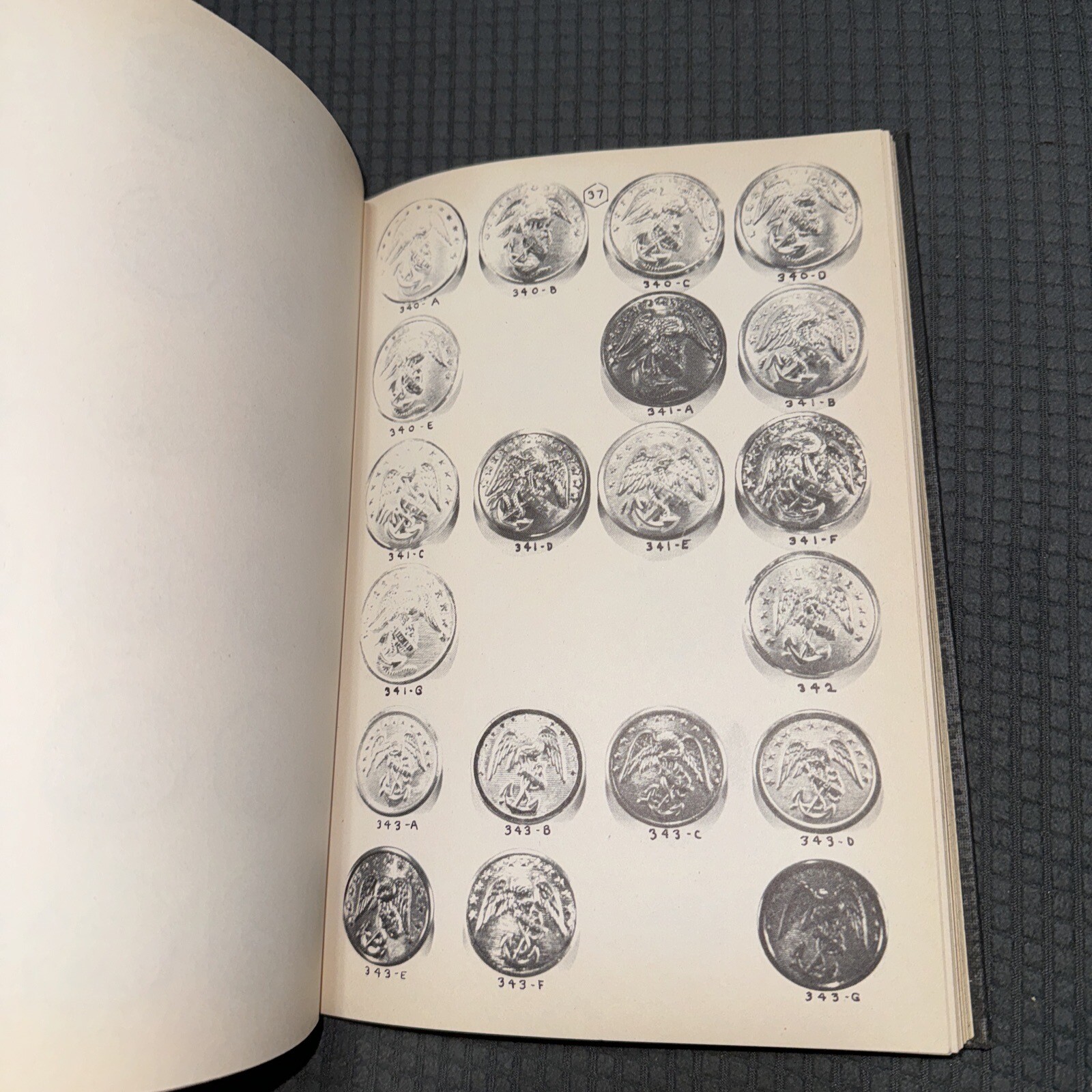 Uniform Buttons American Armed Forces 1784-1948 by David Johnson 2 Volumes