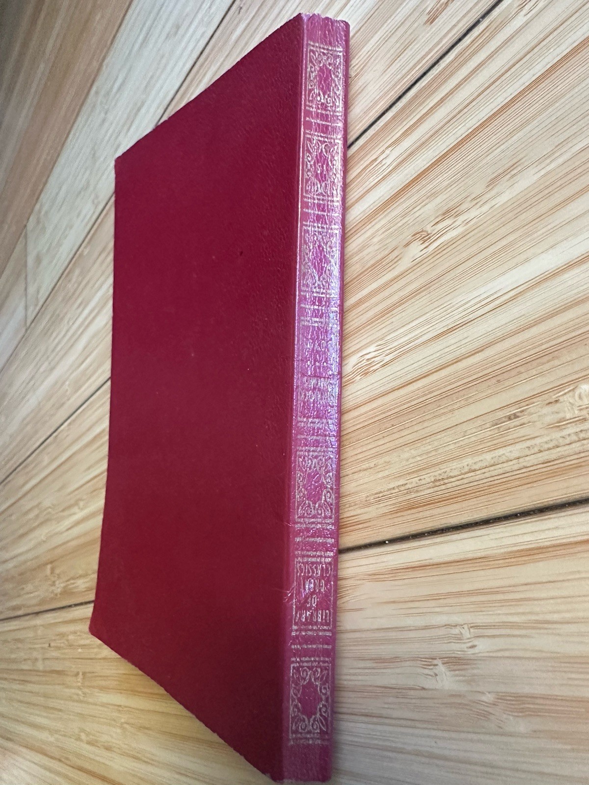 ADVENTURES OF SHERLOCK HOLMES Sir Arthur Conan Doyle (Leatherette Finish Cover)