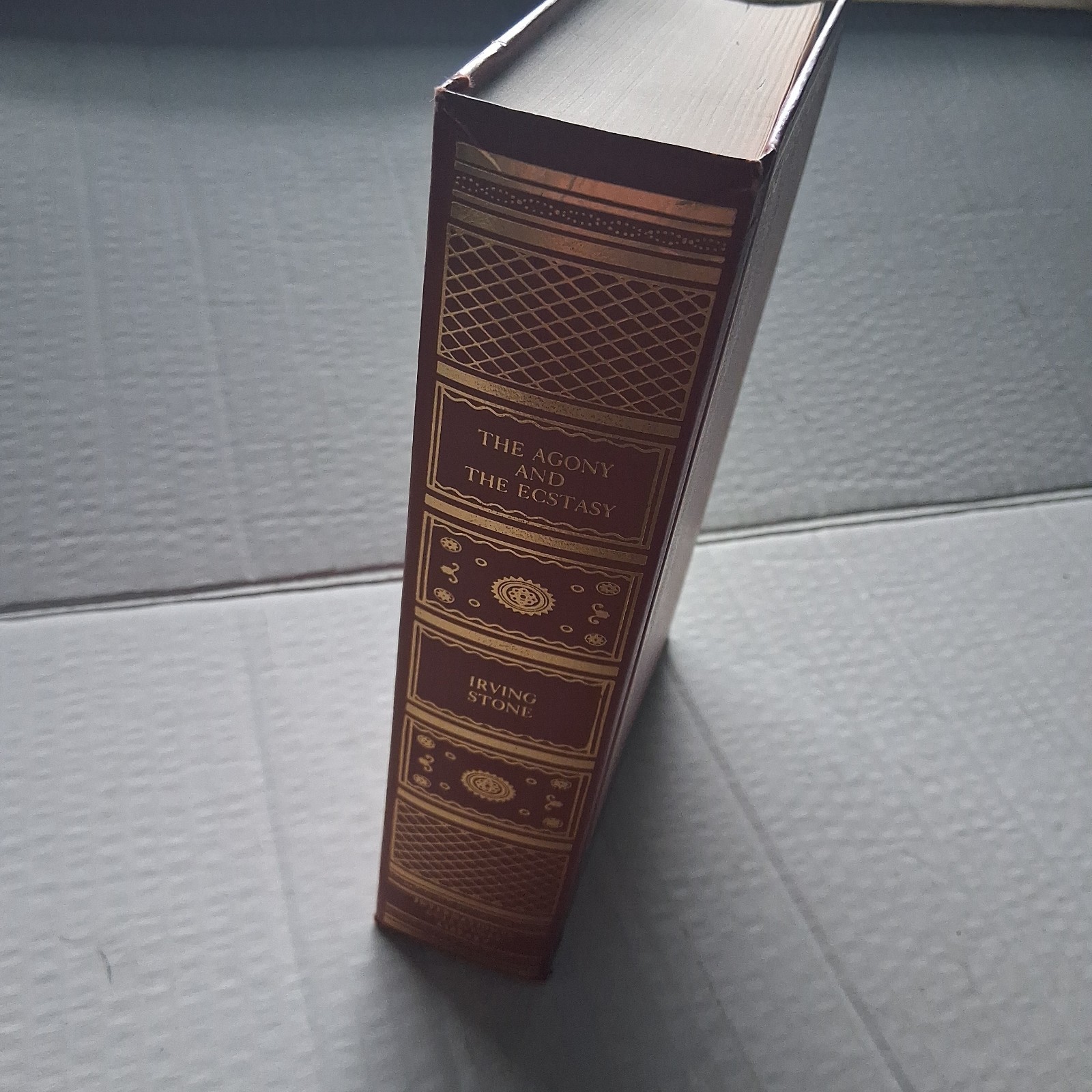 THE AGONY AND THE ECSTASY by IRVING STONE International Collectors Library