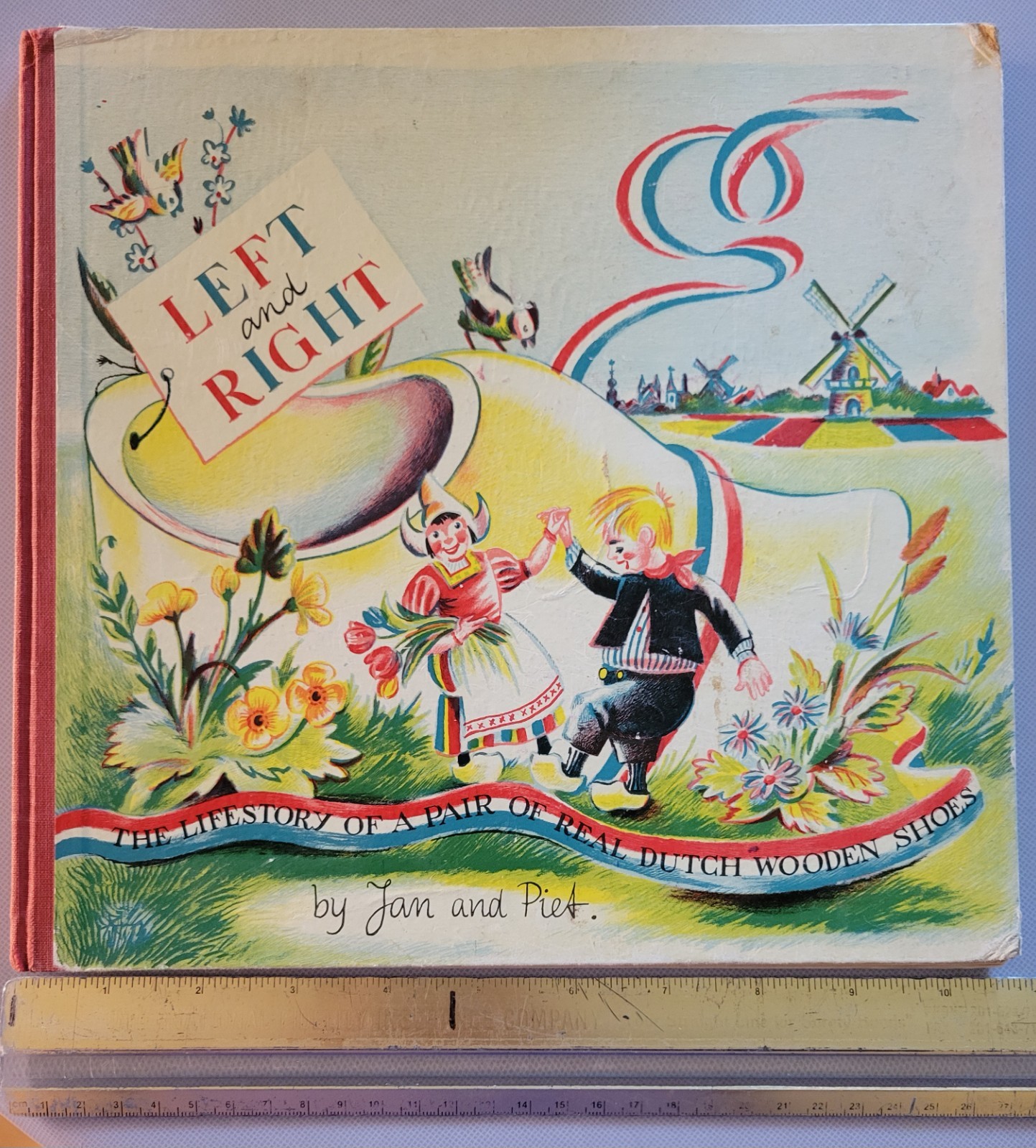 Vintage kids‘ book bundle : 1918 Peter Rabbit, Disney book/record, Left & Right