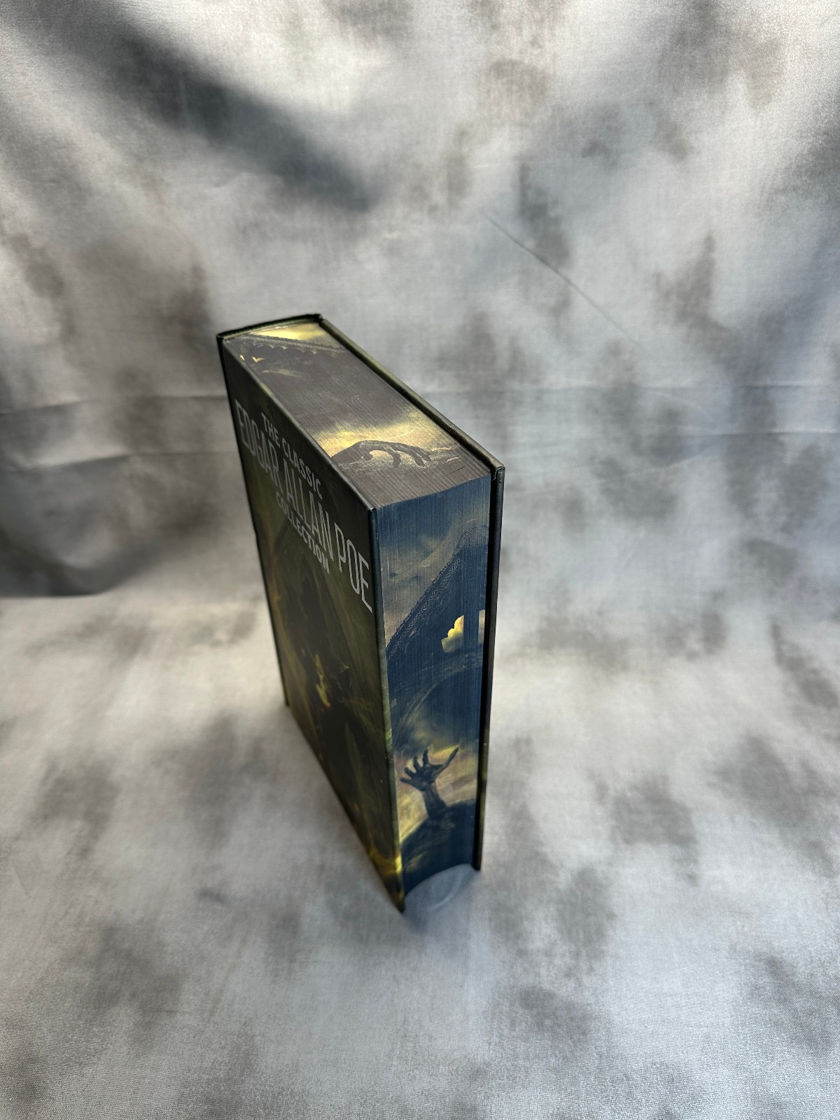 Edgar Allan Poe Classic Collection Arcturus HC Sprayed Edges Gothic Horror Raven