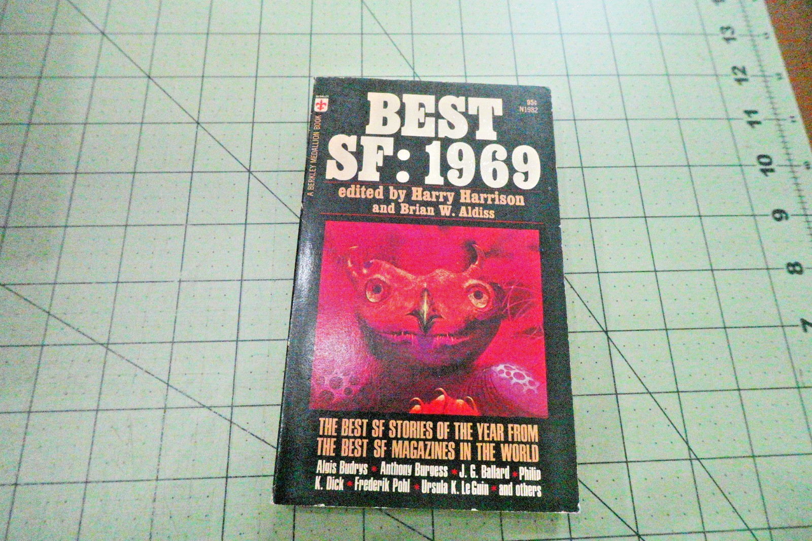 BEST SF: 1969 EDITED BY HARRY HARRISON & BRIAN W. ALDISS 1971 BERKLEY BKS SF