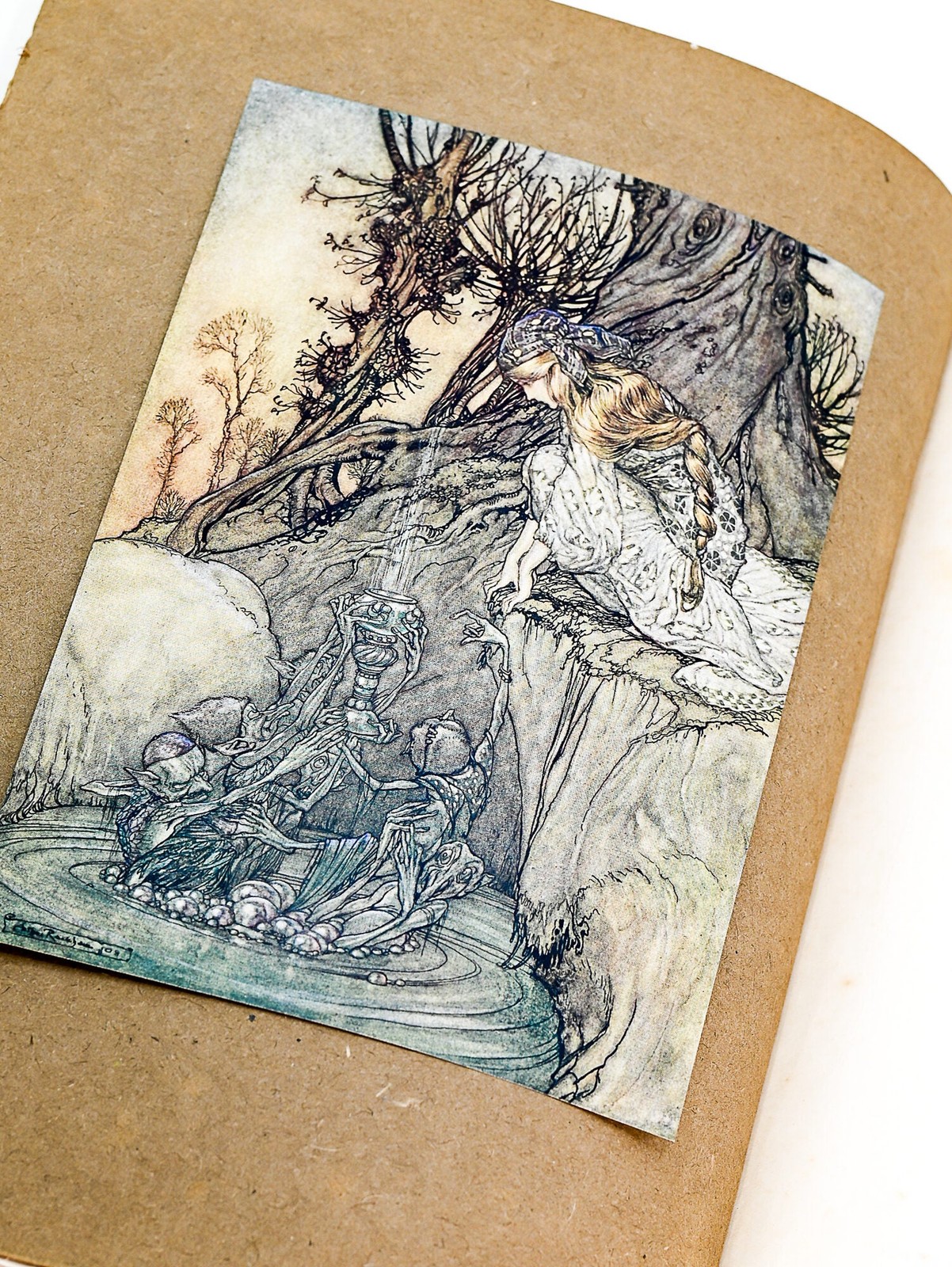 Arthur Quiller-Couch / ARTHUR RACKHAM’S BOOK OF PICTURES Signed 1st Edition 1913