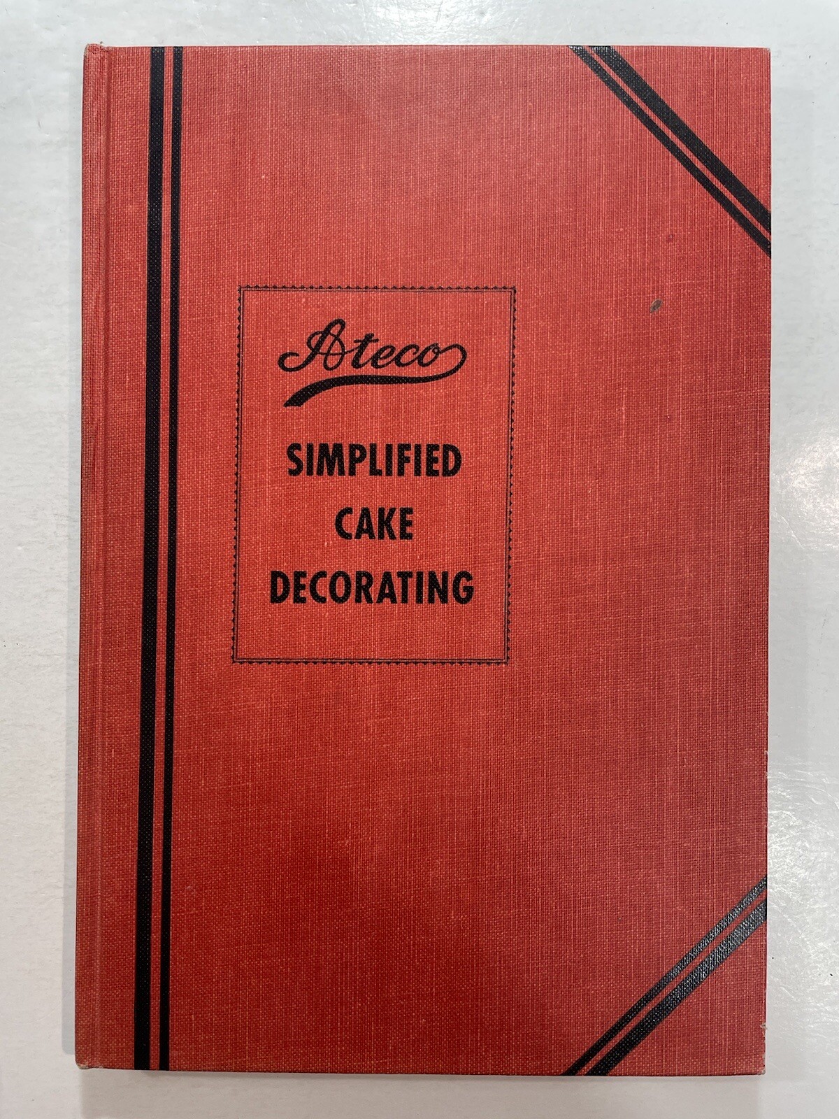 Vintage Ateco Simplified Cake Decorating Book 11th Edition HC