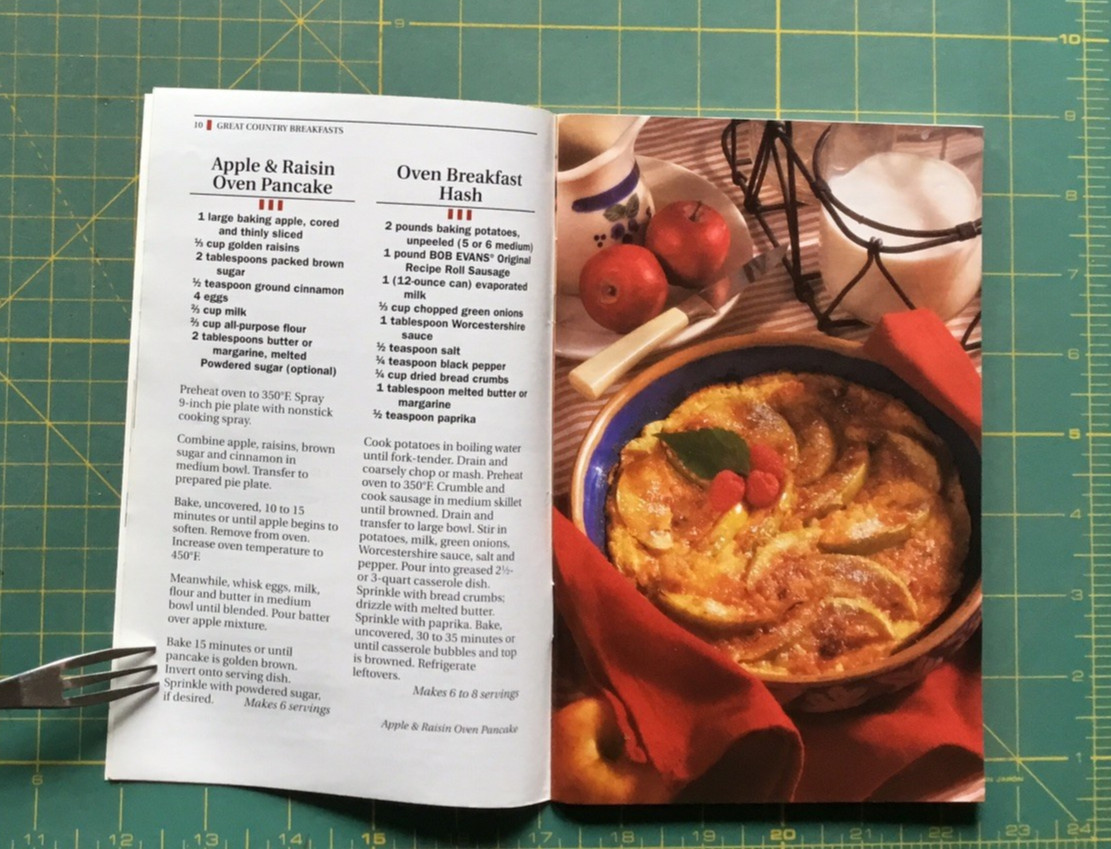 1999 Grandma’s BEST RECIPES Easy Home Cooking 96 Pages with pictures