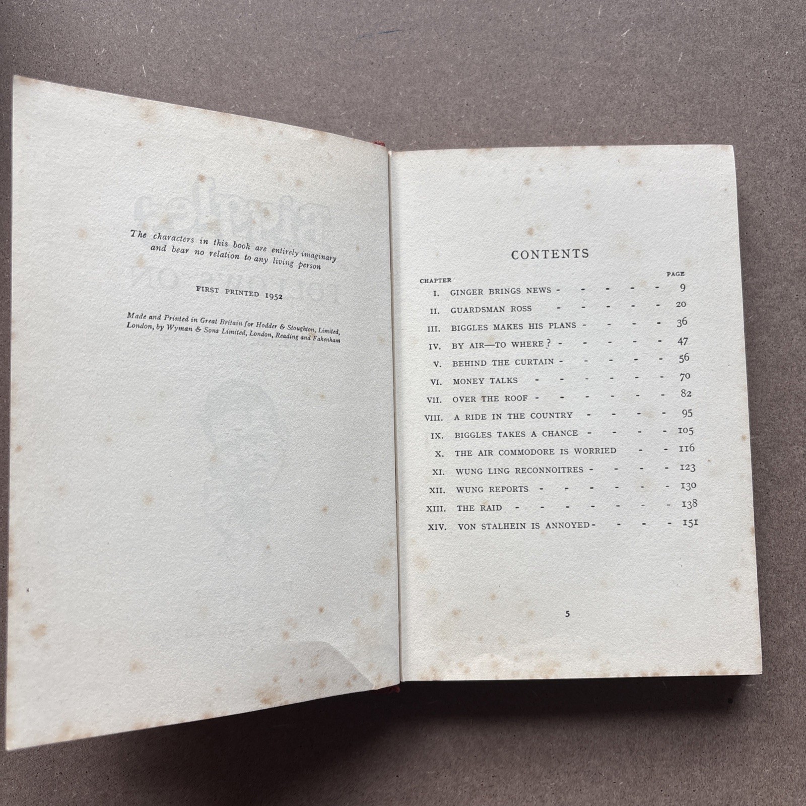 Biggles Follows On – Capt. W.E. Johns – H&S First Edition 1952 – Satisfactory