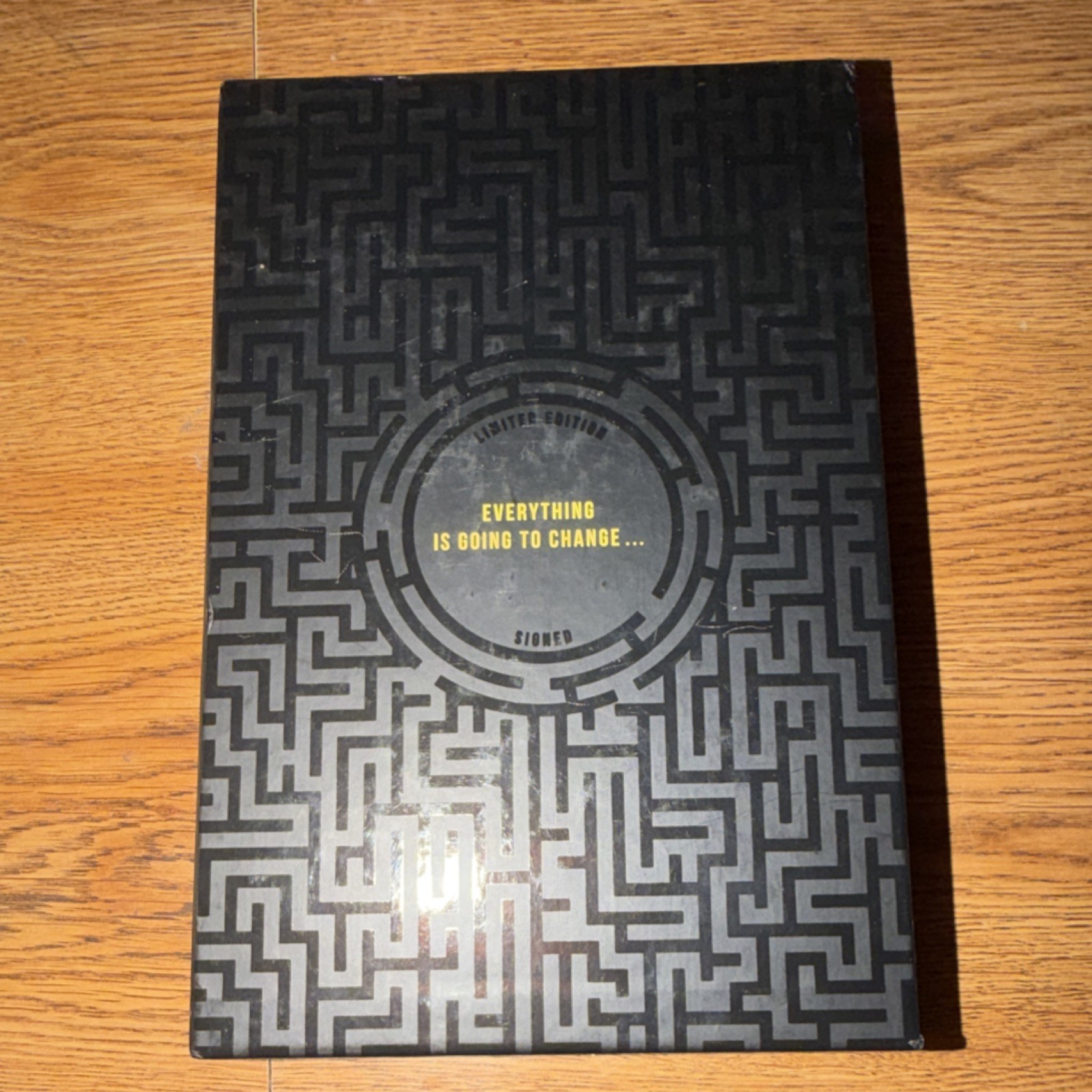 James Dashner Maze Runner & Scorch Trials Signed Limited Edition Slipcased Set