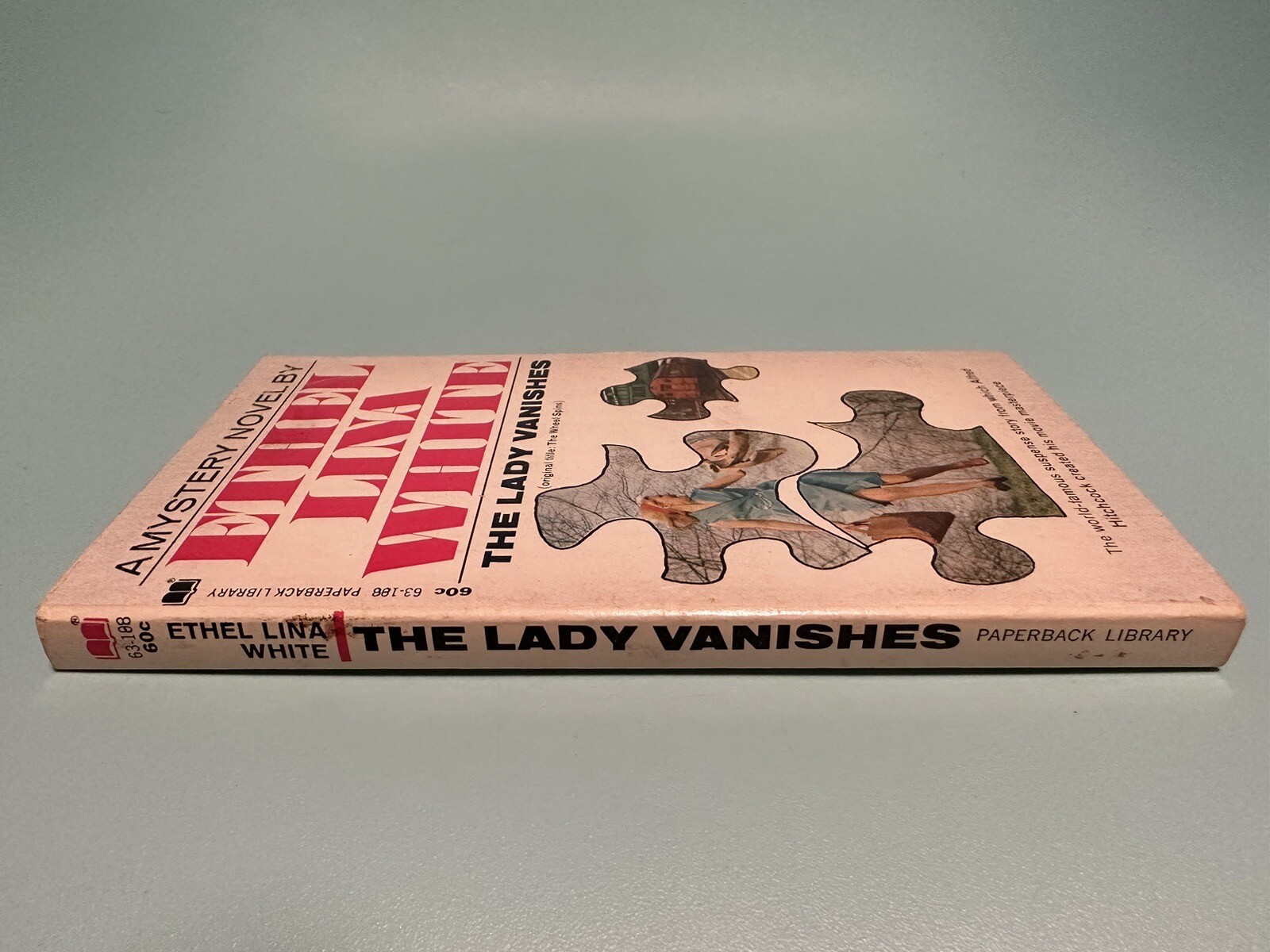 [1969] The Lady Vanishes Vintage Mystery Paperback Ethel Lina White – Hitchcock