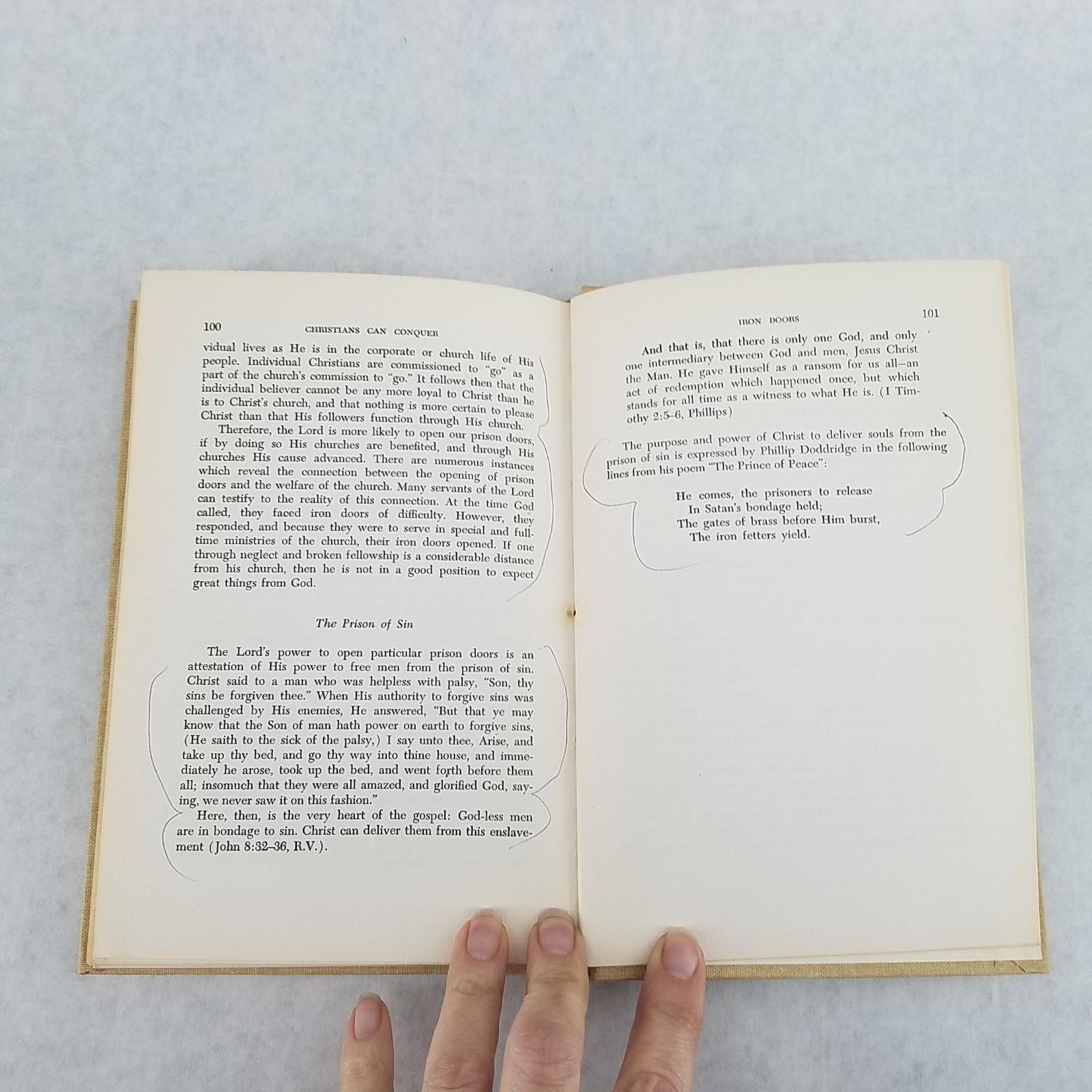 Christians Can Conquer – 1964 1st Edition Hardcover by Robert Edward Humphreys