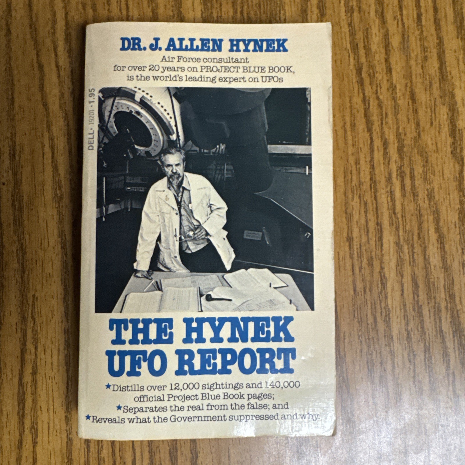The Hynek UFO Report By Dr. J. Allen Hynek 1st Dell 1977