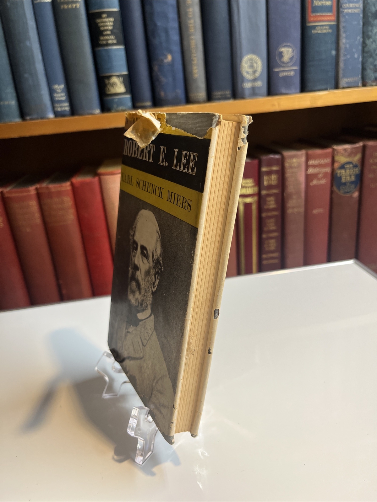 Earl Schenck Miers ROBERT E. LEE