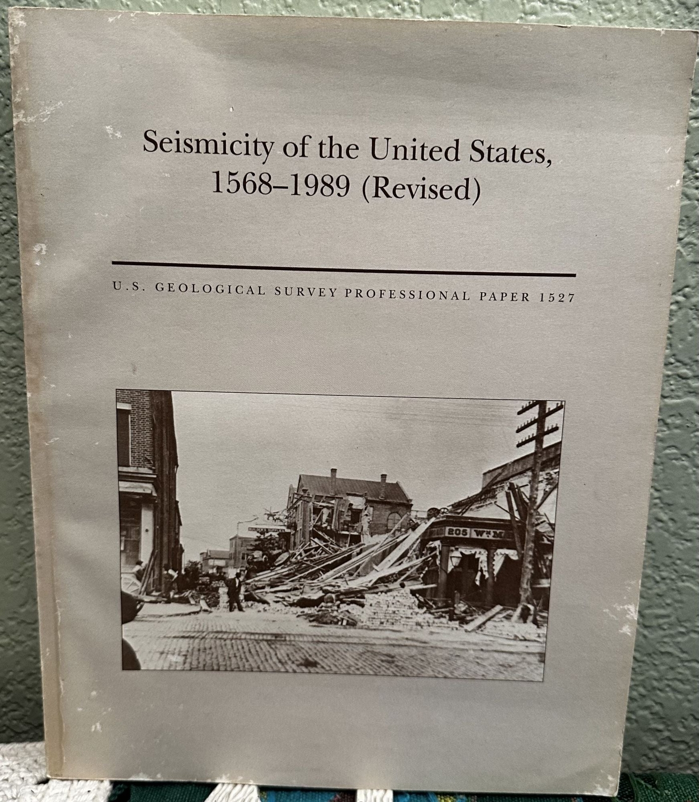 Carl w Stover / Seismicity of the United States 1568-1989 Revised U.S Geological