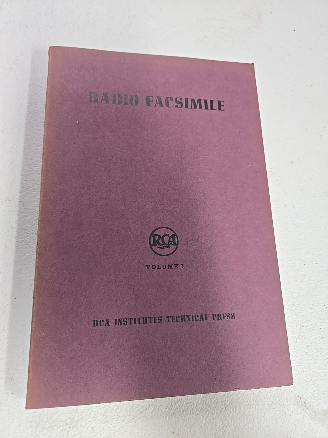 1938 OCTOBER RADIO FACSIMILE SOFTCOVER BOOK VOLUME NO. 1 – RCA – J 5812