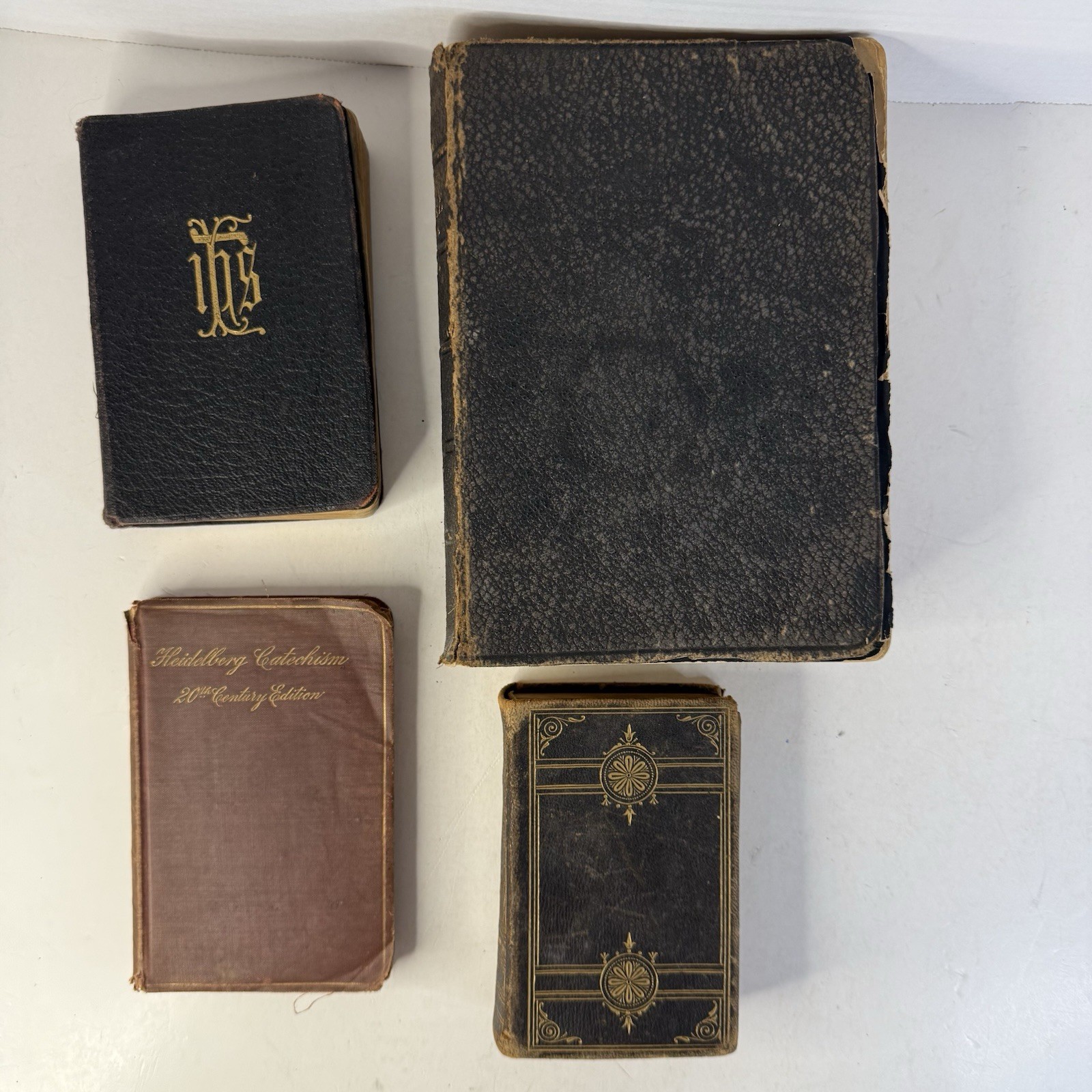 Lot: 1896 Holy Bible, 1878 hymnary, early 1900’s catechism and prayer books