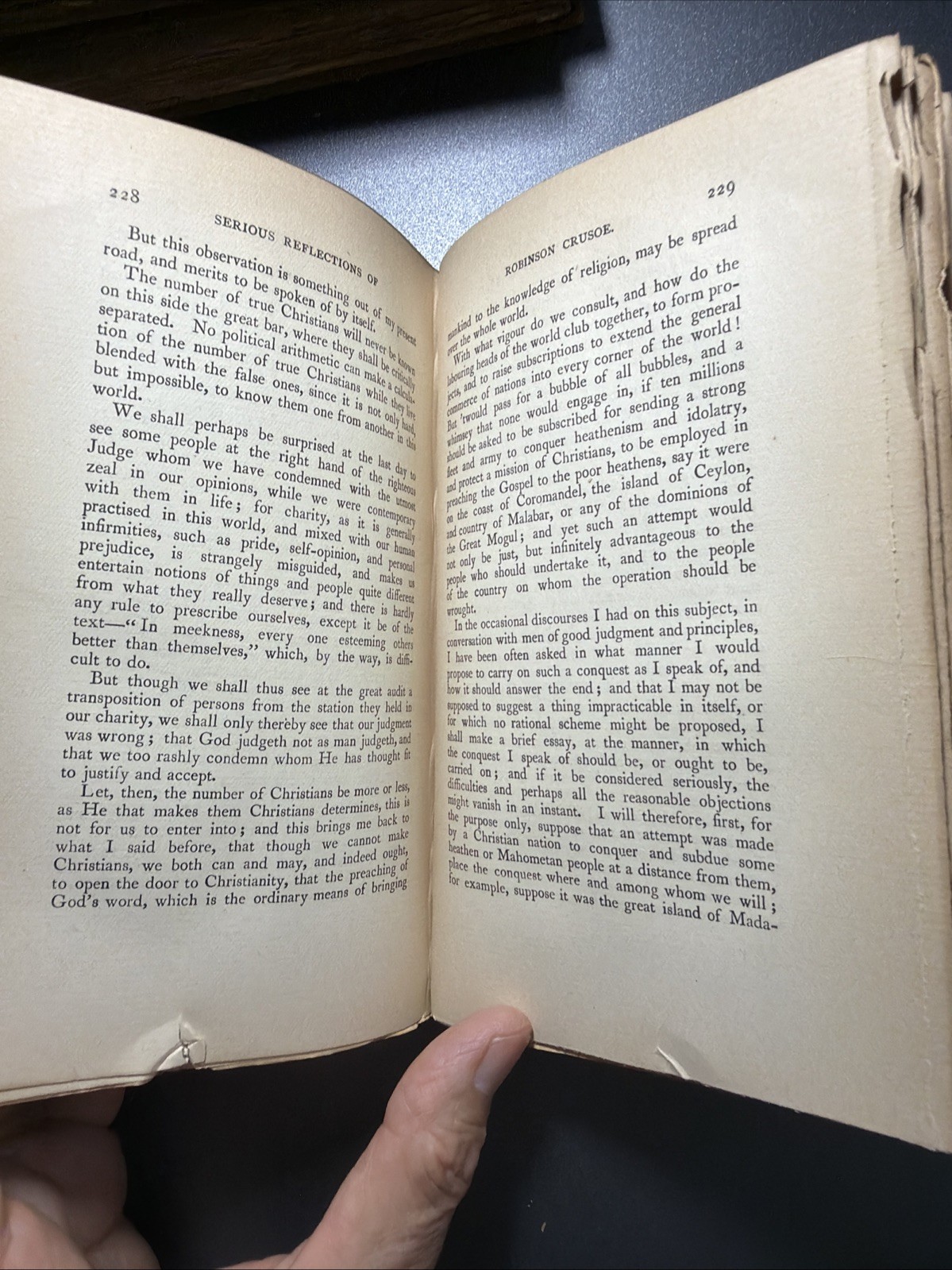 Antique Decorative Binding Robinson Crusoe by Daniel Defoe – J. M. Dent