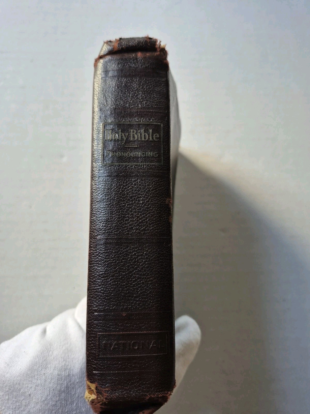 Holy Bible Self Pronouncing 1940s Black Face Type KJV National Bible Press