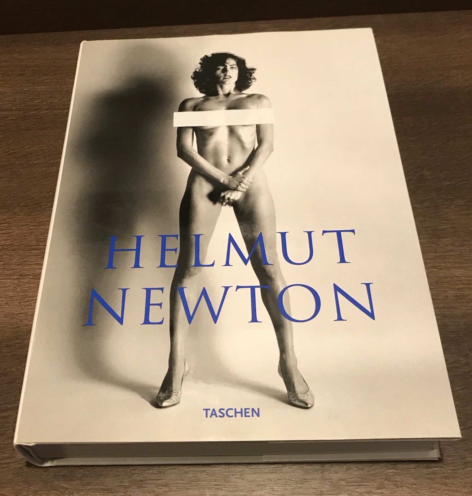 Helmut Newton SUMO 2009 Hardcover Photography Book NEAR FINE With Pamphlet