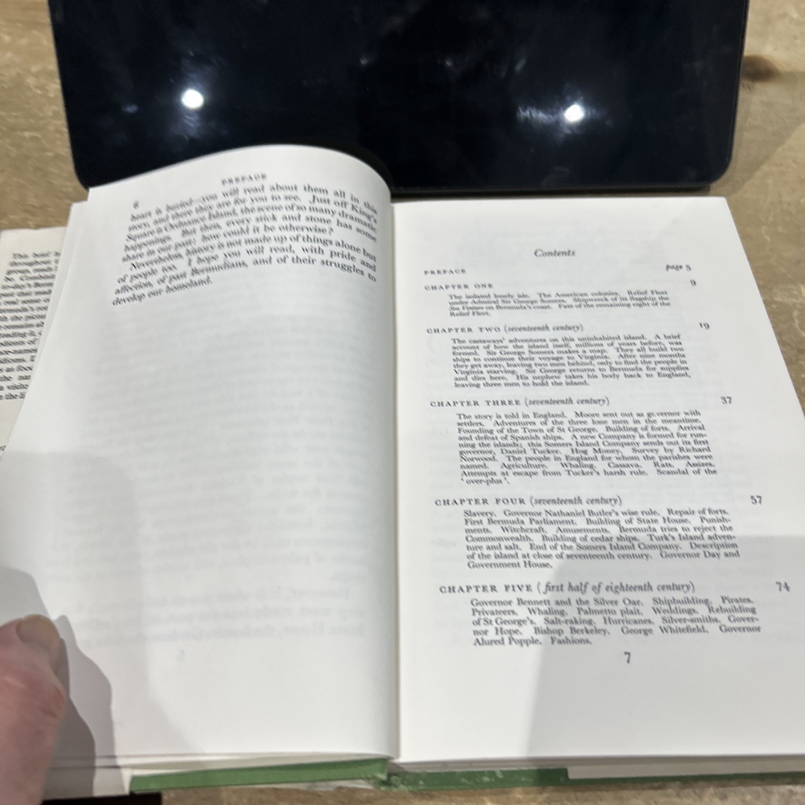 Bermuda’s Story Terry Tucker – 1962. 3rd Impression United Kingdom HC DJ