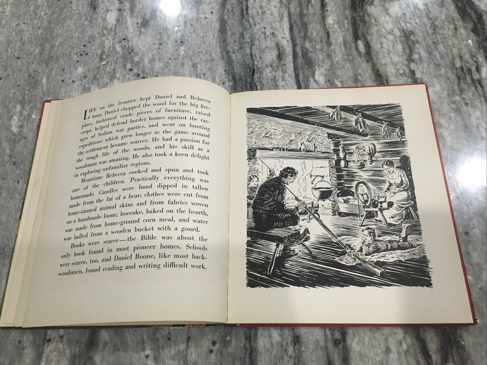 “ DANIEL BOONE” by Sanford Tousey – Hardback – RAND MCNALLY – 1939 – EXC