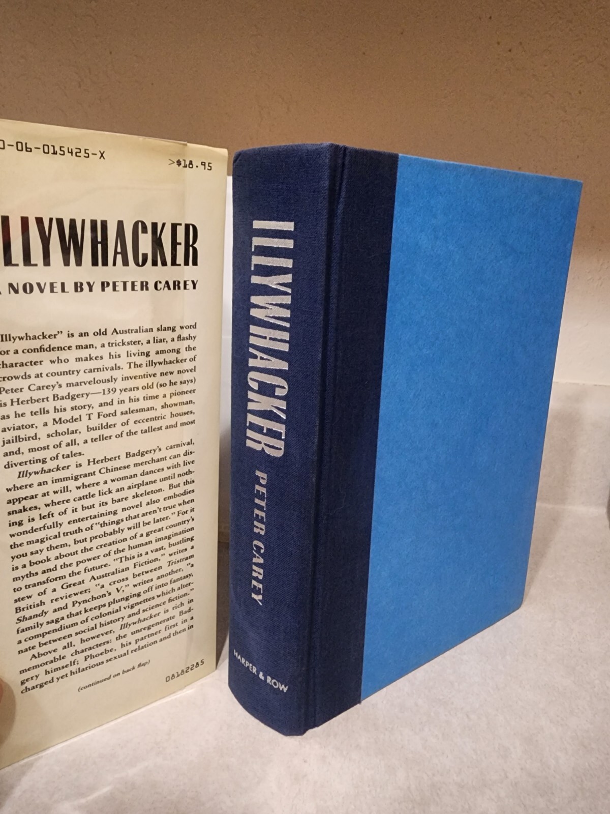 ILLYWHACKER Peter Carey NOVEL 1st Edition First Printing FICTION 1985