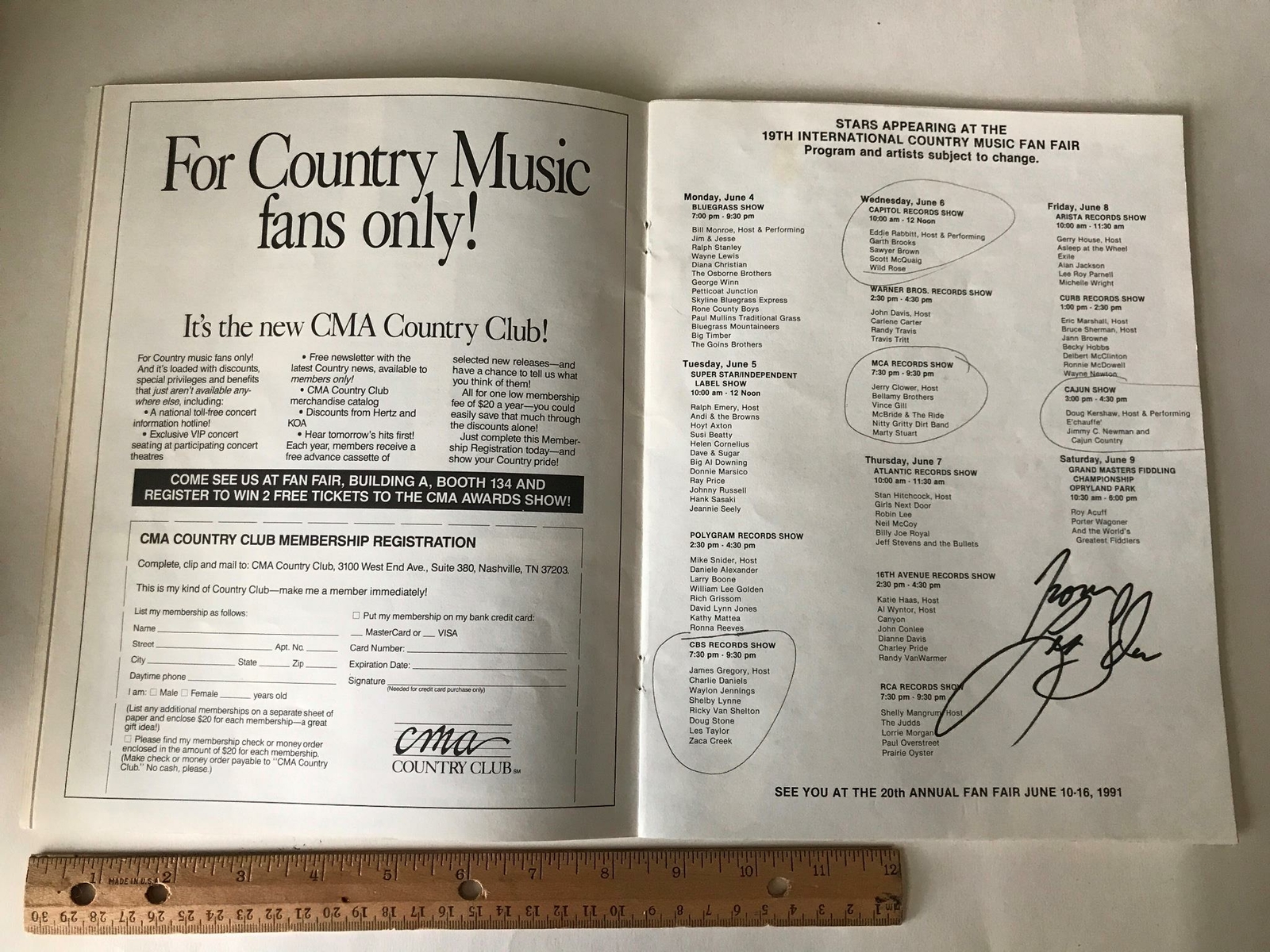 Vtg 1990 Country Music Stars Grand Ole Opry 30+ Signed Fair Program Nashville TN