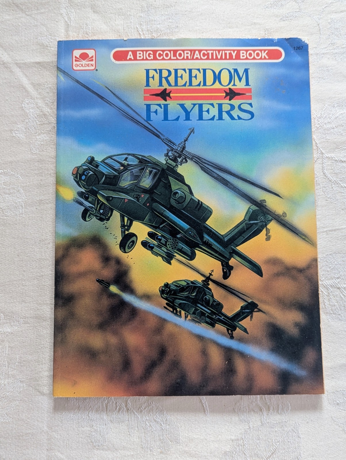 VTG Golden A Big Color/Activity Book Freedom Flyers New unused Military Planes
