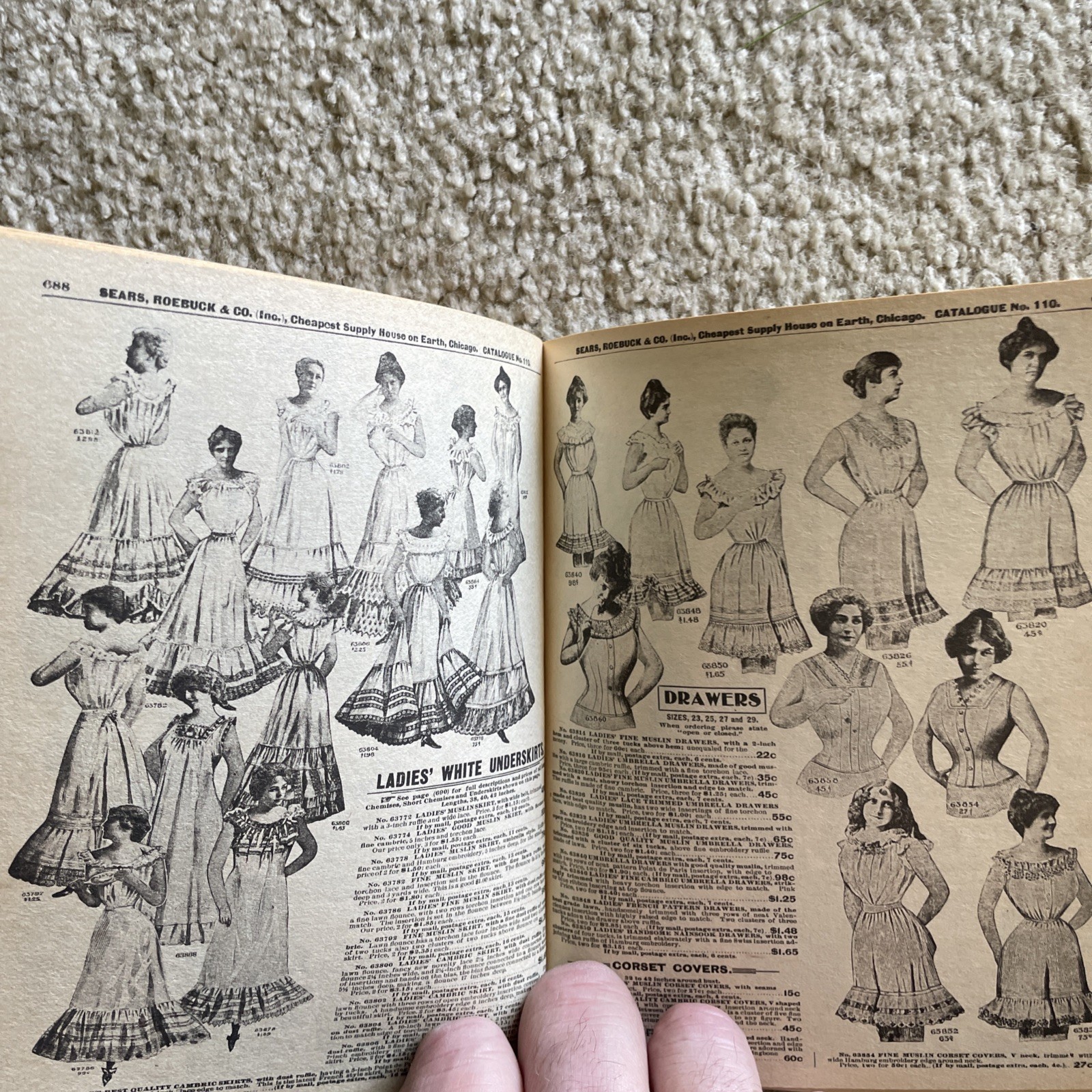 Fall 1900 Sears Roebuck and Co Consumers Guide PB Book Vintage 1970