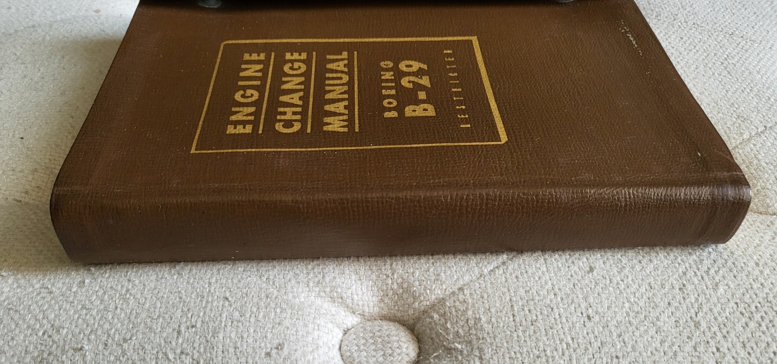 ? 1944 Engine Change Manual Boeing B-29 1st printing leather cover **EXCELLENT*