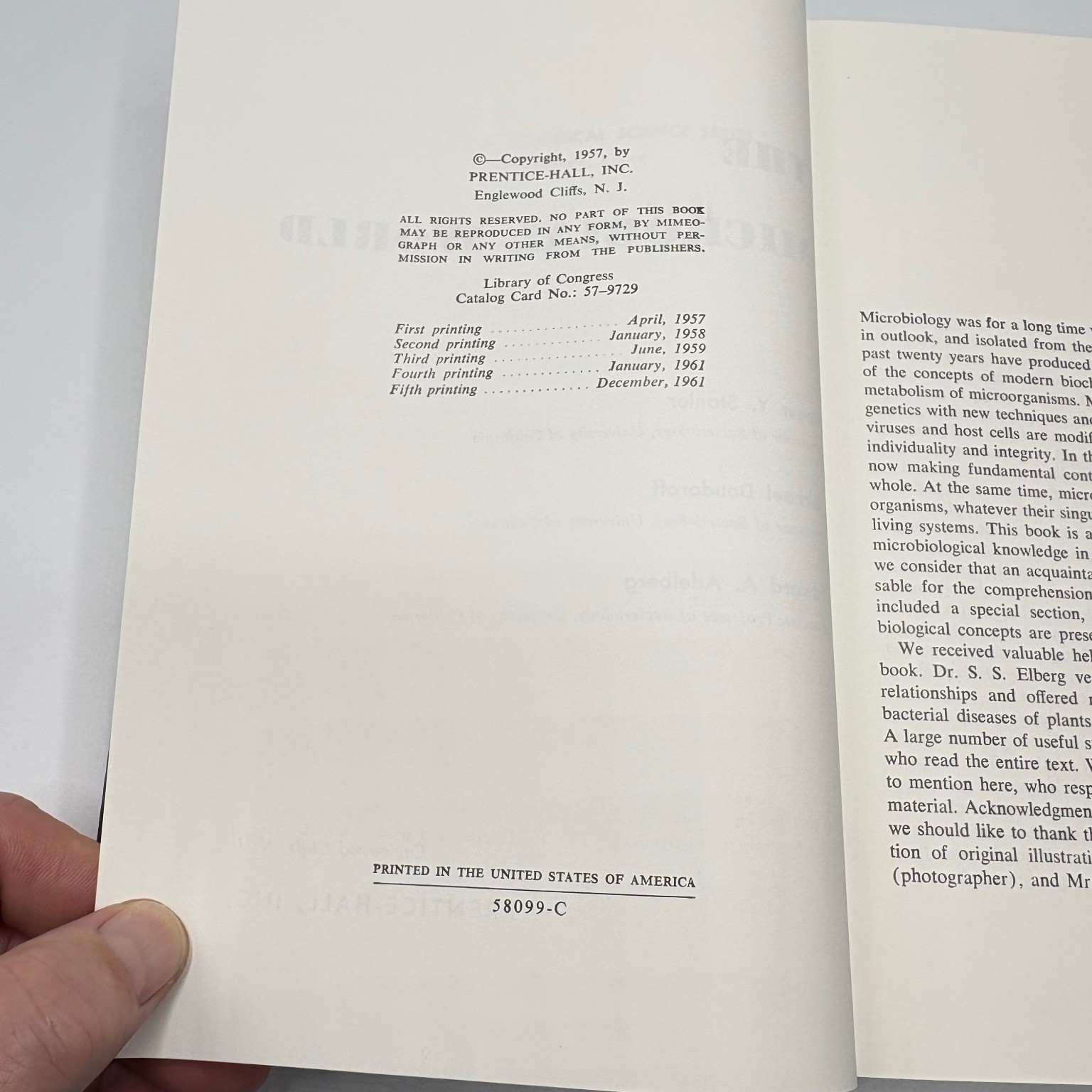 The Microbial World Stanier Doudoroff Adelberg 1961 5th Printing Prentice Hall