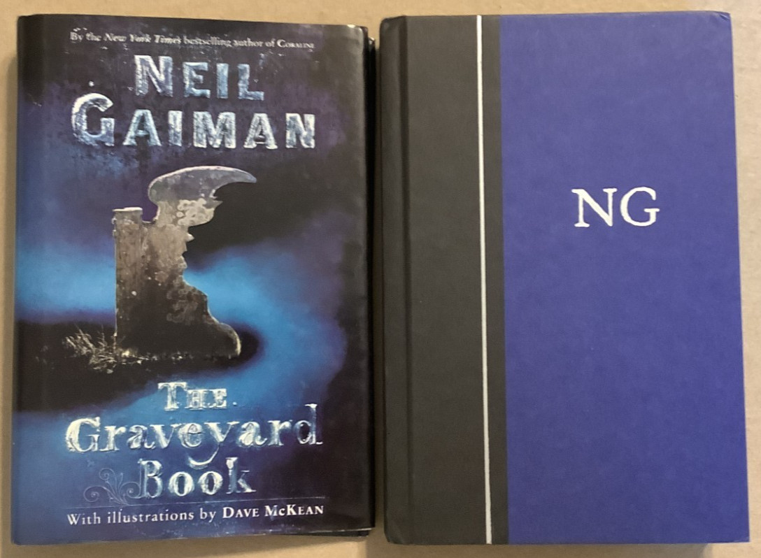 Fine HC DJ 2008 1st ED 1st PRINT Newbery Award Winner Graveyard Book Neil Gaiman