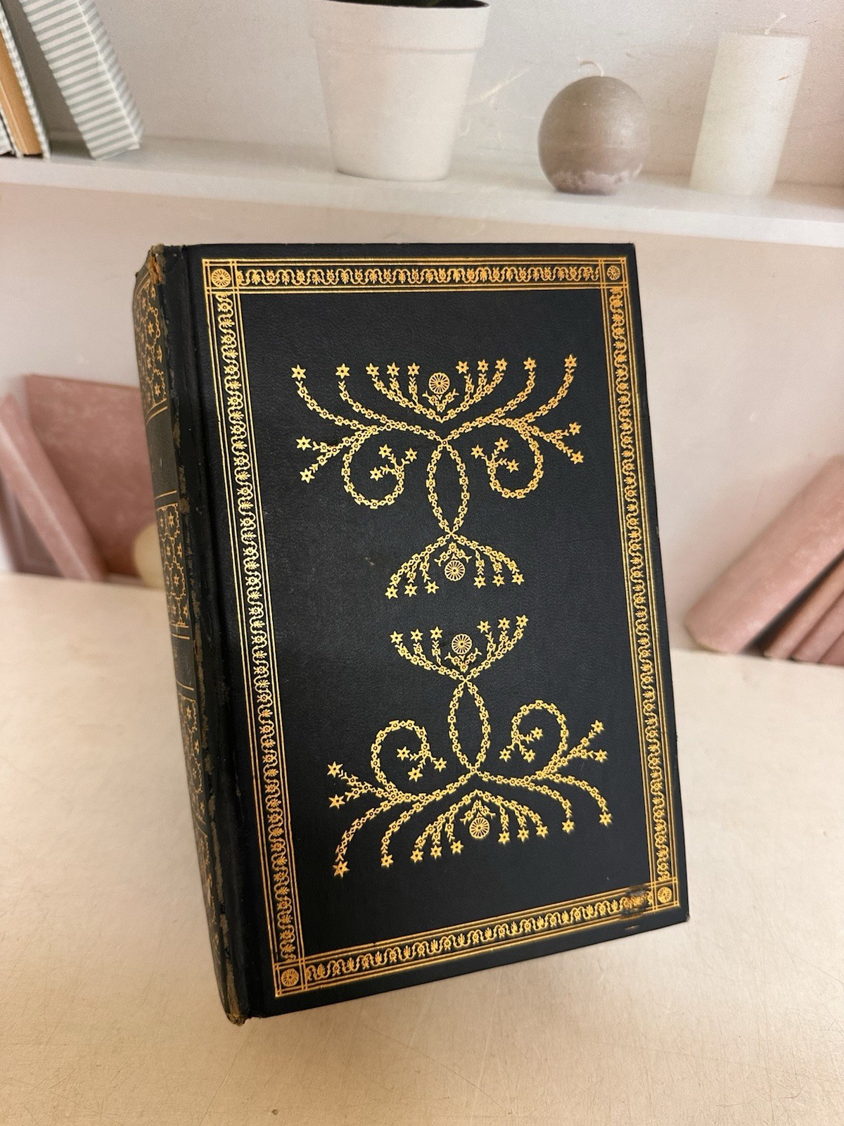 TENNESSEE WILLIAMS, EIGHT PLAYS (1990s INTERNATIONAL COLLECTORS LIBRARY