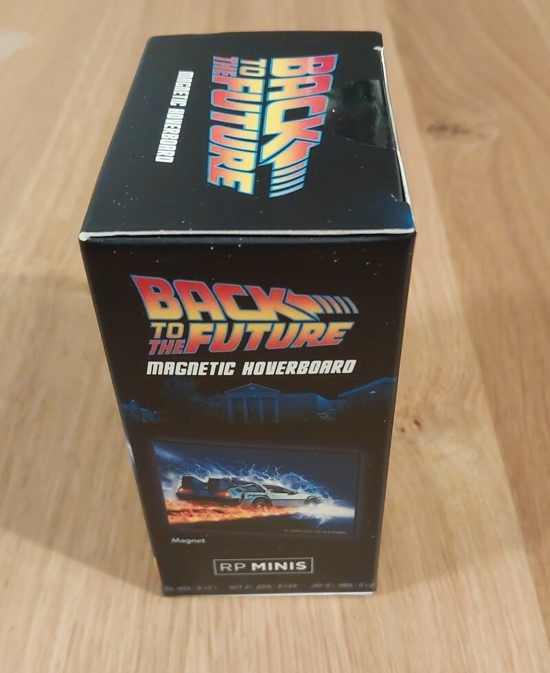 BACK TO THE FUTURE – Mini Magnetic Hoverboard & Sneakers – RP Running Press NEW