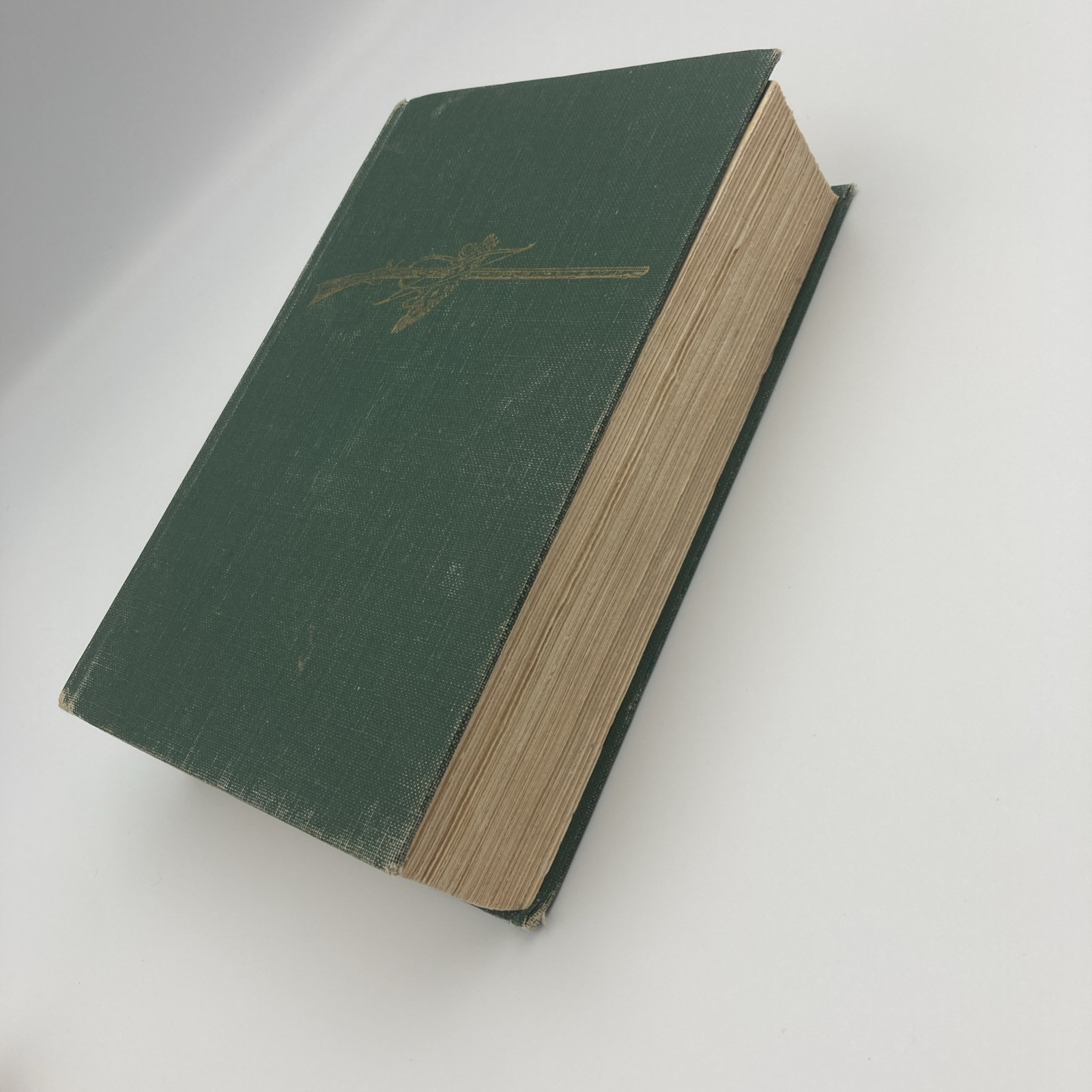 The Frontiersmen Allan Eckert – No Printing Info – No Dust jacket – Damage