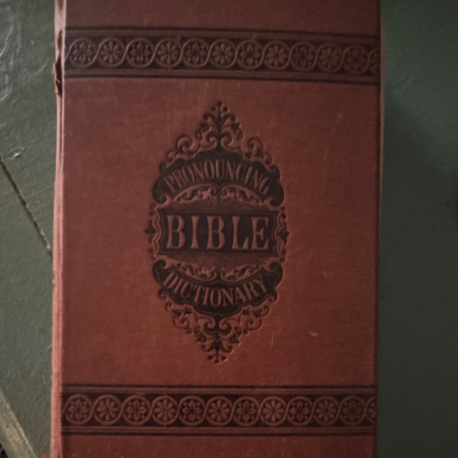 William Smith Bible Dictionary Illustrated Hardcover A.J. Holman 1890