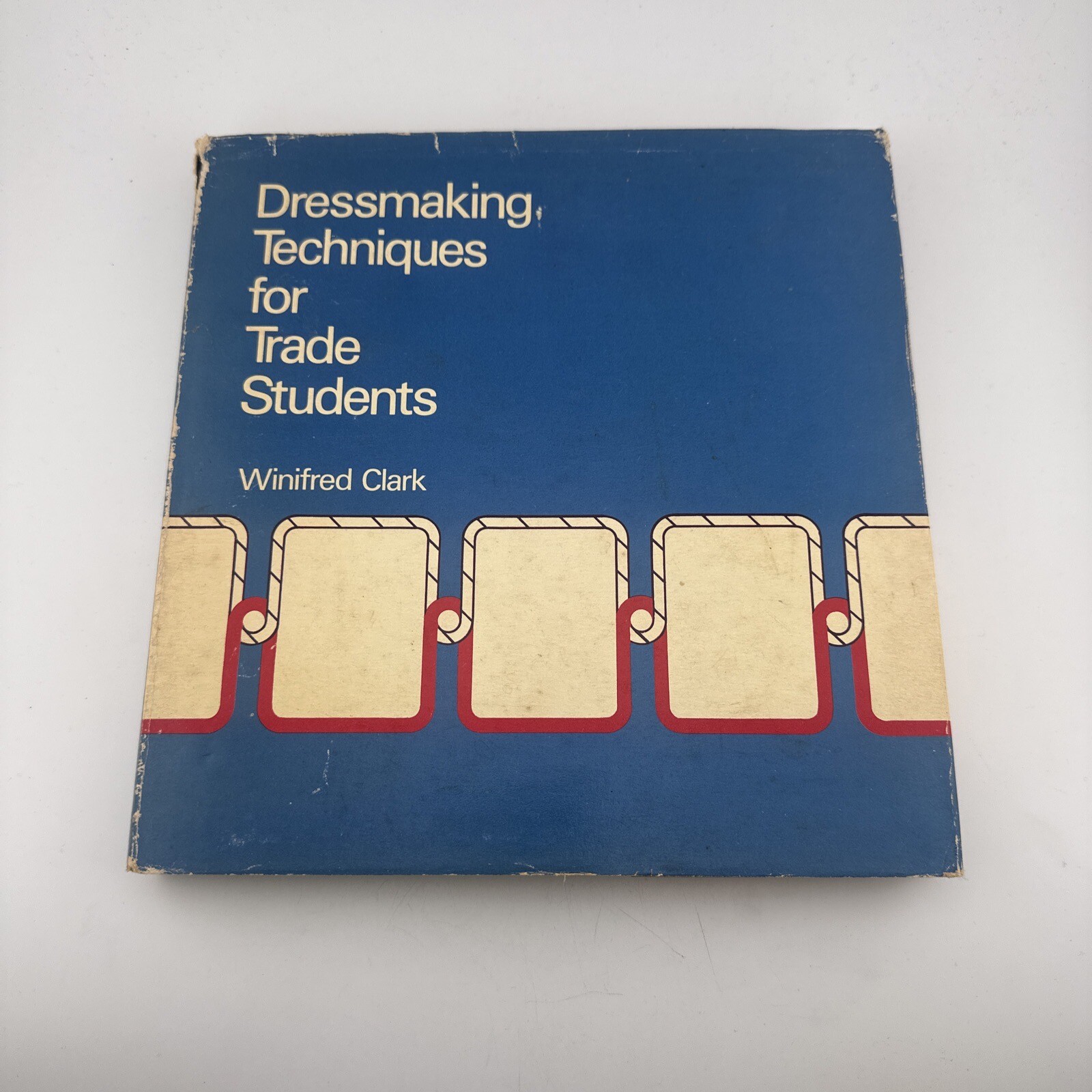 Dressmaking Techniques For Trade Students By Winifred Clark 1970