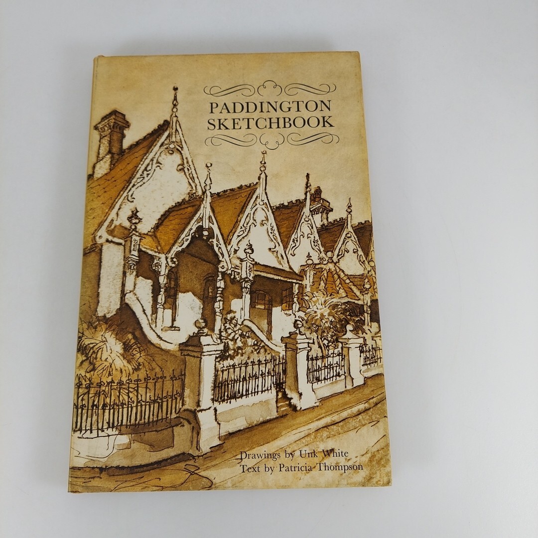 Paddington Sketchbook Illustrated By Unk White Text By Patricia Thompson 1971