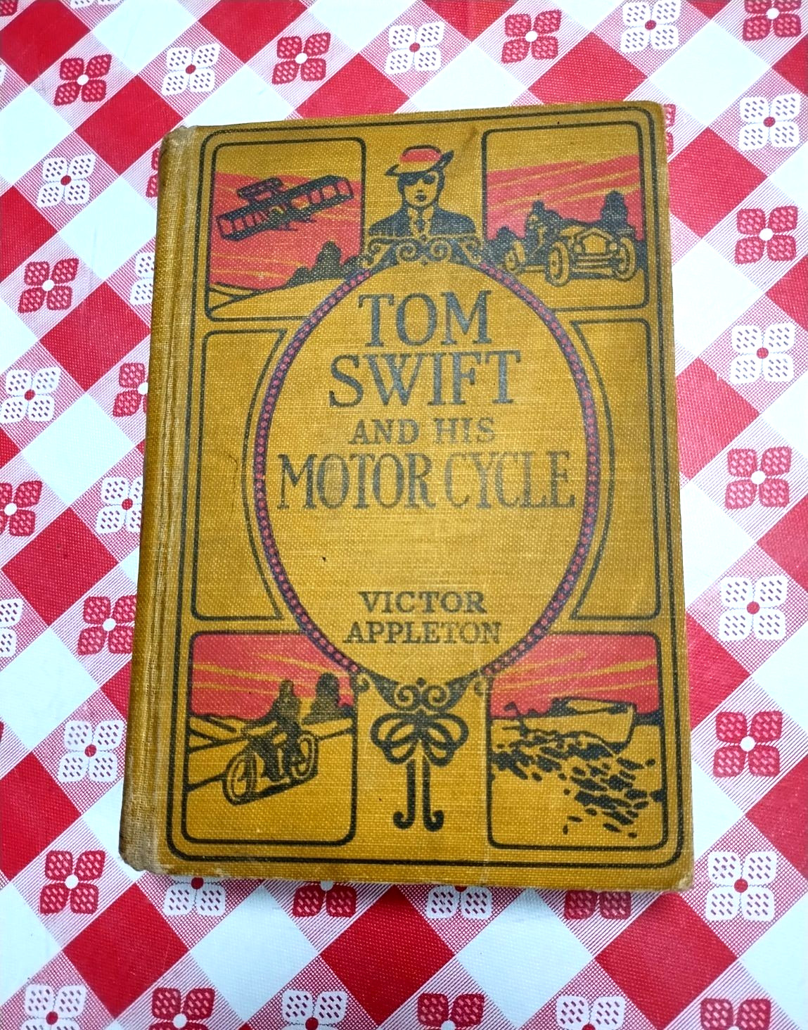 Victor Appleton – Tom Swift and His Motor Cycle 1910 hardcover