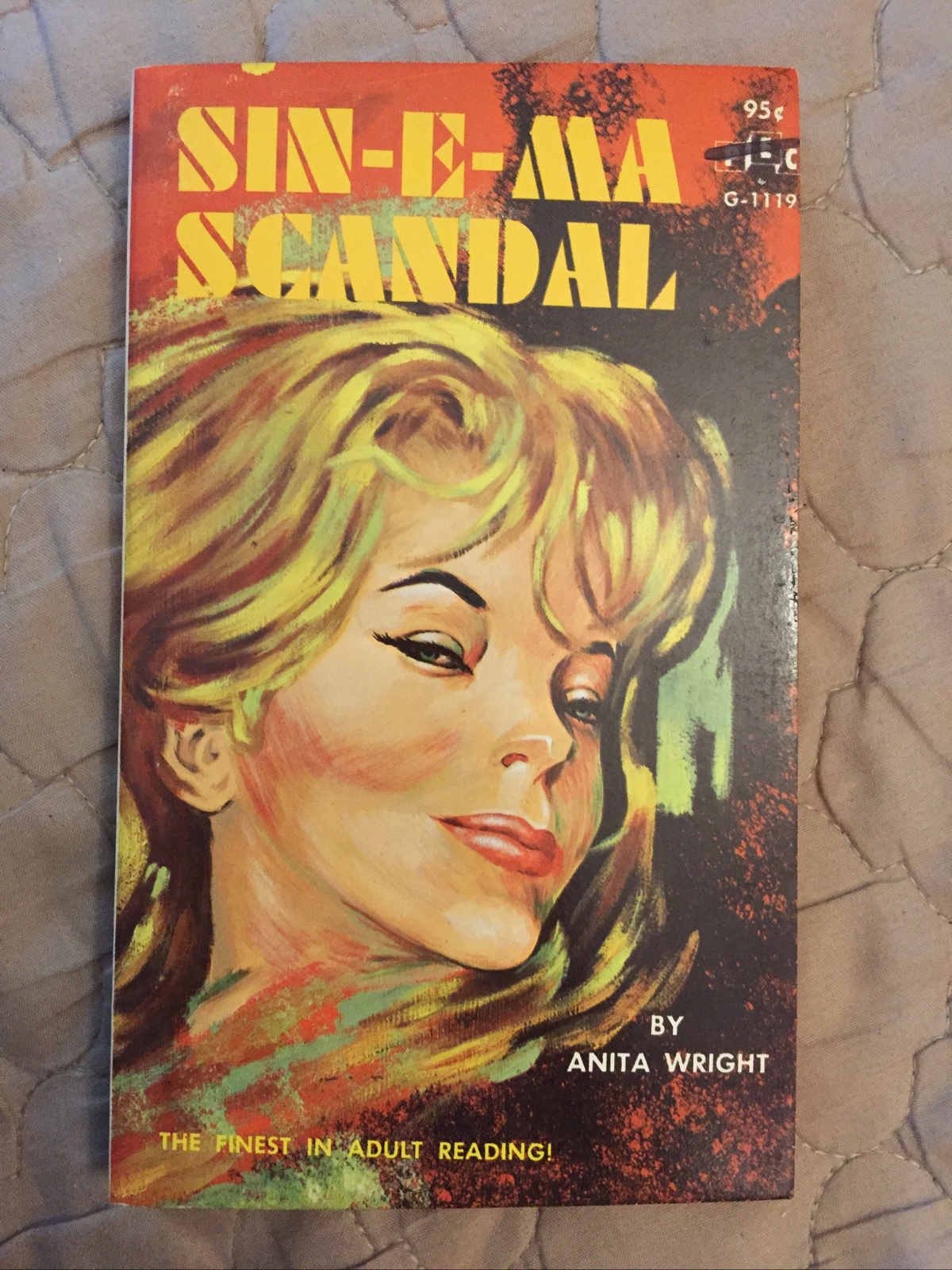 Sleaze Vintage Pb gga, Sin-E-Ma Scandal by Wright, PEC G1119, 1966, NF