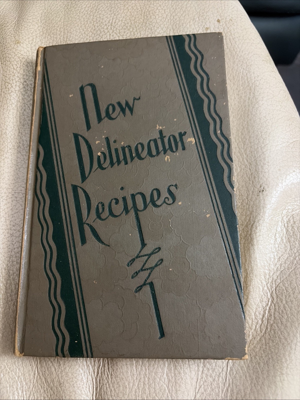 1929 NEW DELINEATOR RECIPES Cookbook Butterick Publishing Co. HB – Very Nice VG+