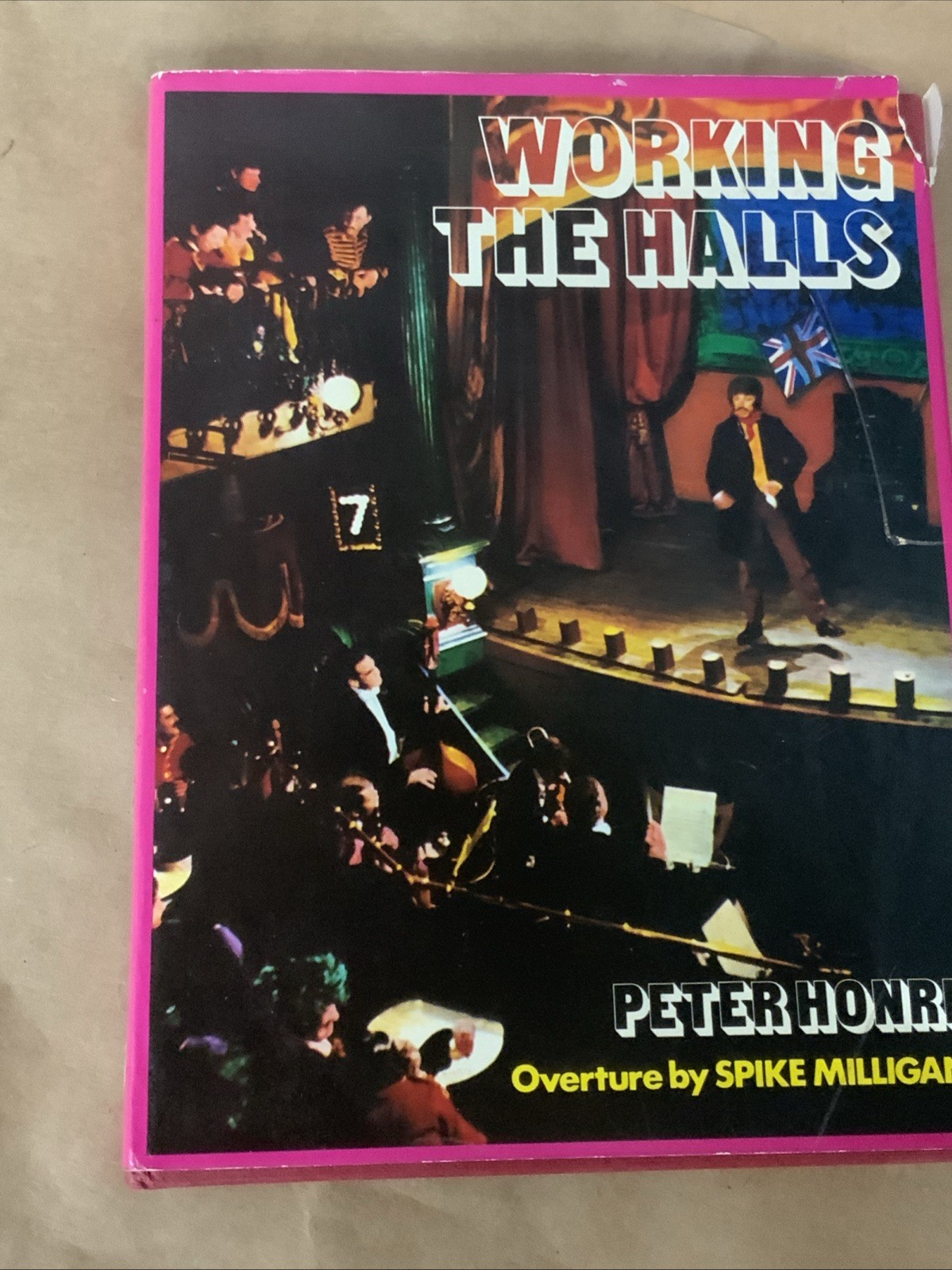 Peter Honri Presents Working the Halls, Vintage 1973 Hardcover Vtg Sideshow Rare