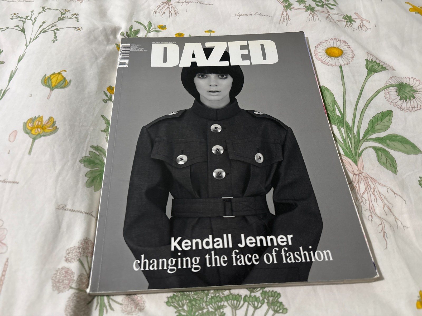 DAZED & CONFUSED Magazine Winter 2014 – Kendall Jenner Shia LaBeouf Charli XCX
