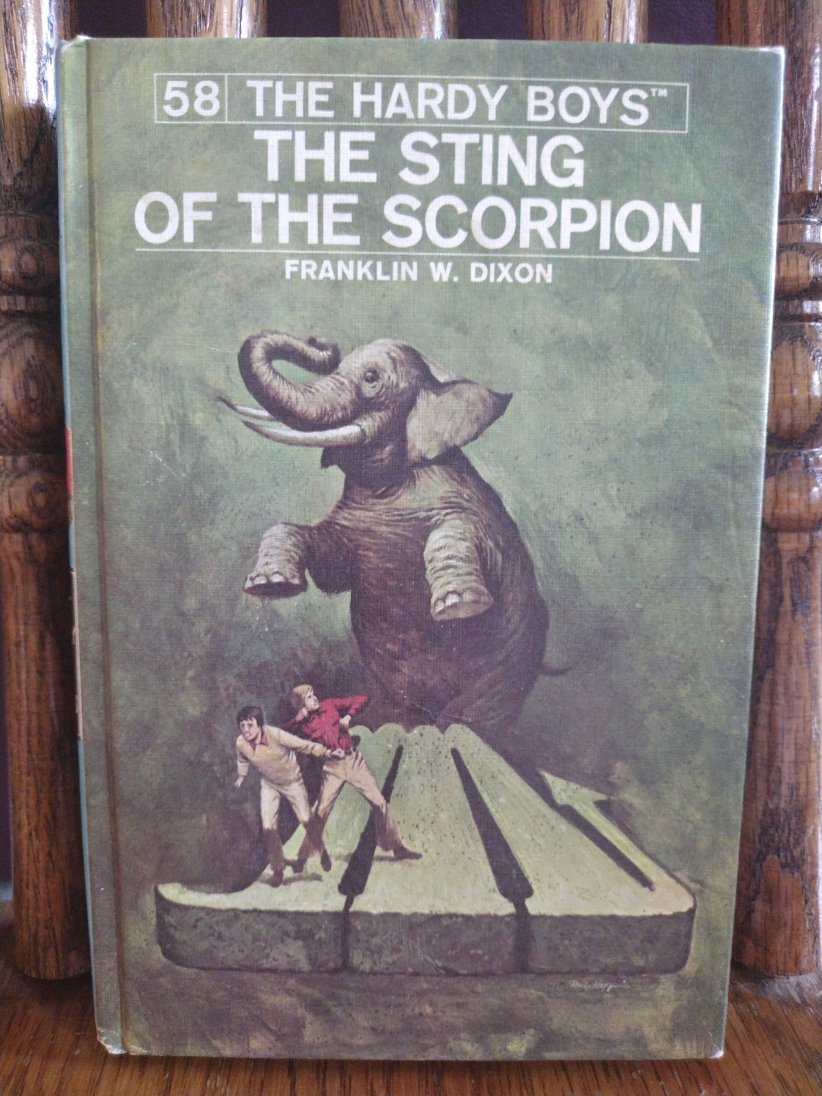 The Sting of The Scorpion Hardy Boys #58 Grosset & Dunlap 1979 Matte Cover 1st