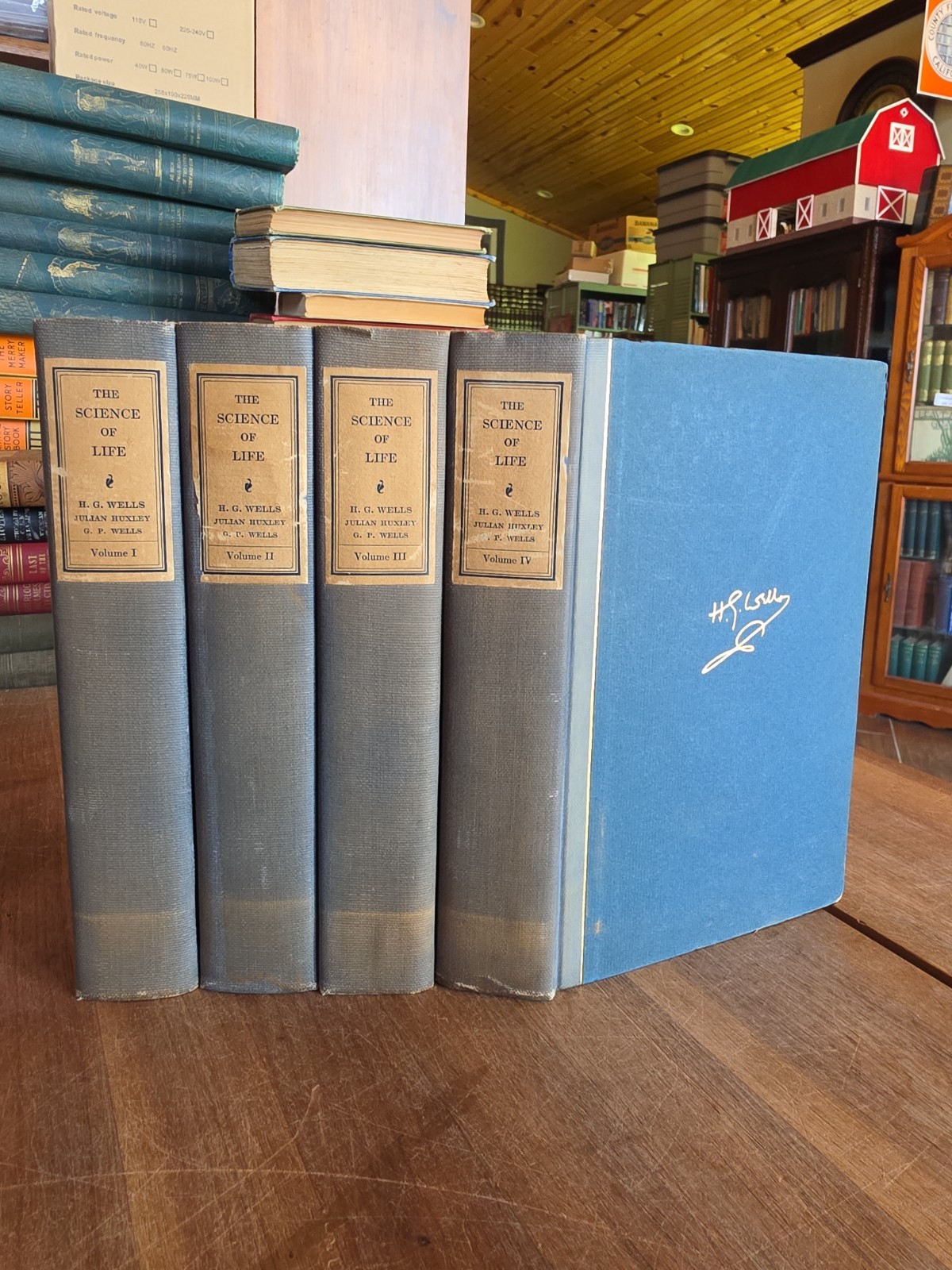 THE SCIENCE OF LIFE Book Set 1931 H. G. WELLS SIGNED FIRST EDITION BIOLOGY RARE